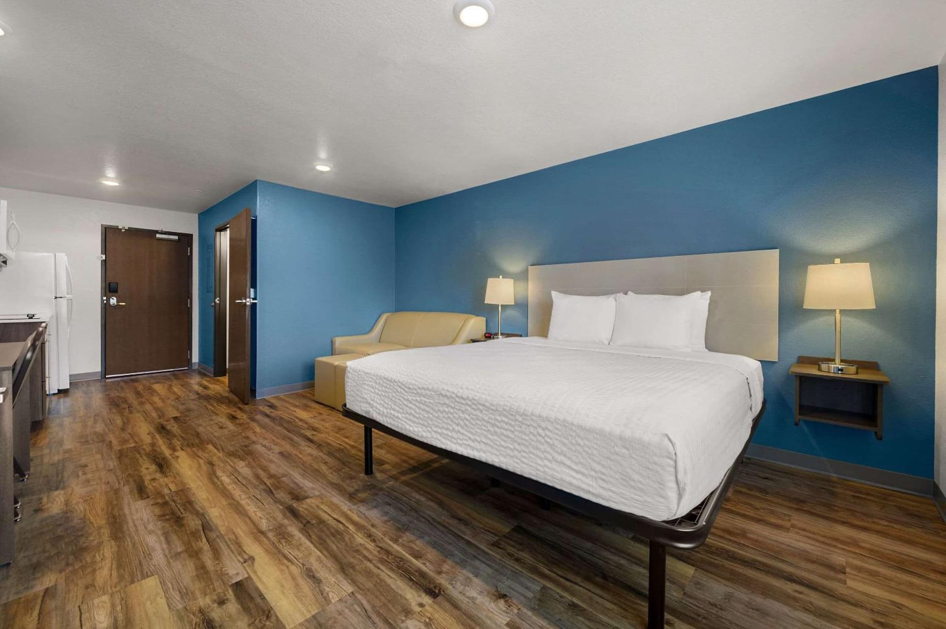 WoodSpring Suites Yorktown Newport News gallery photo in Newport News, VA — image 11