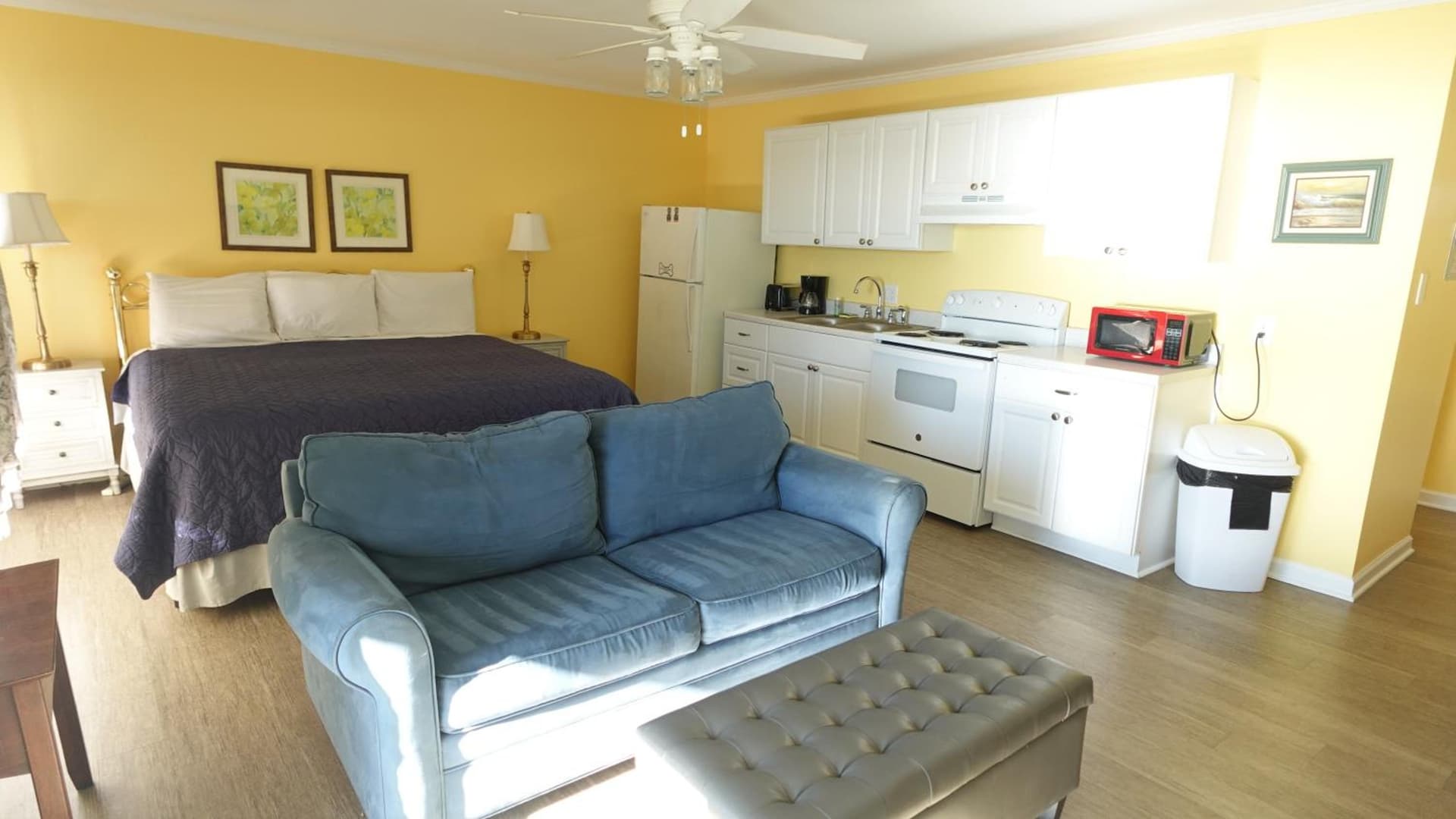 Sea Vista Motel gallery photo in Topsail Beach, NC — image 96