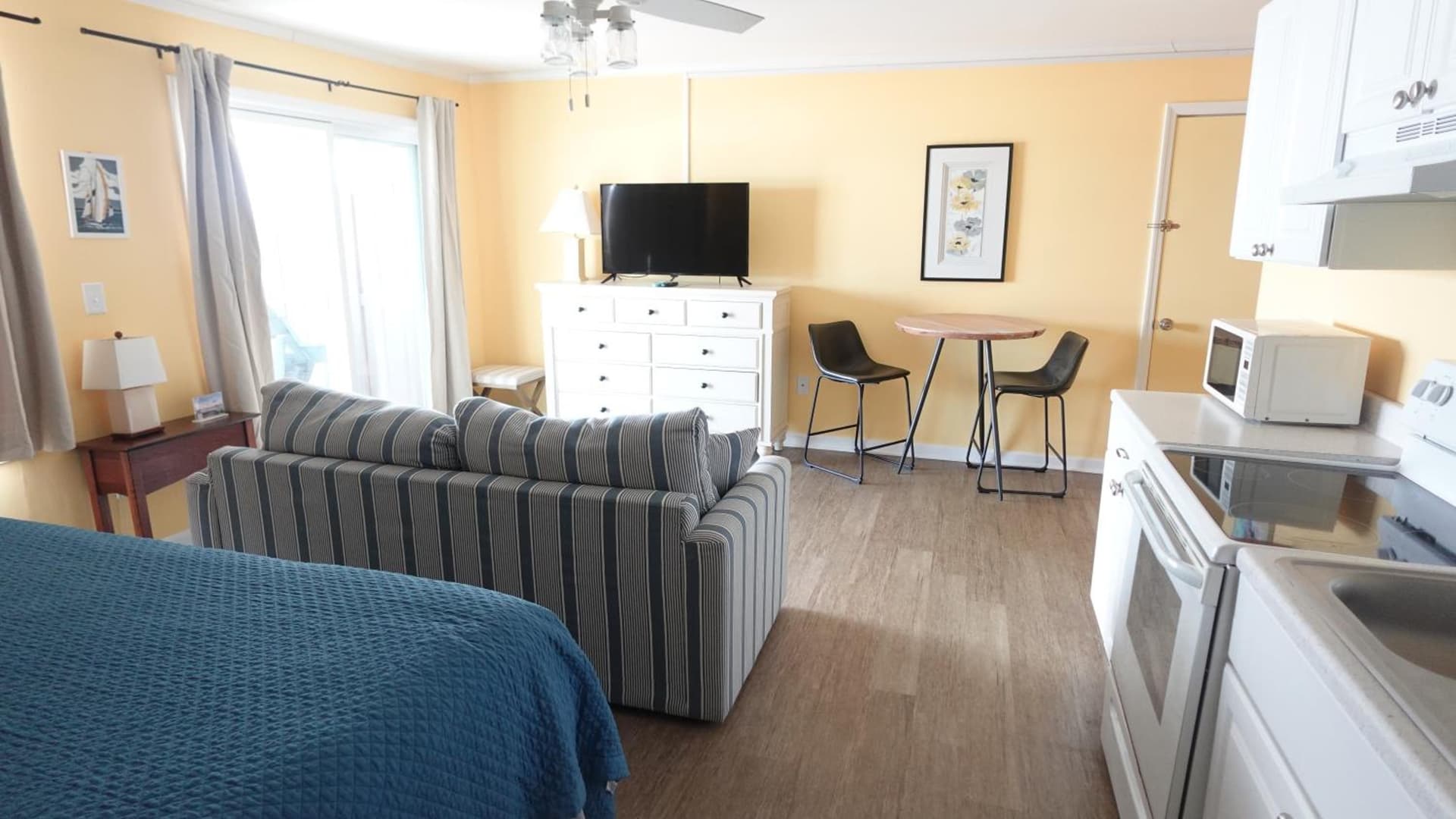 Sea Vista Motel gallery photo in Topsail Beach, NC — image 201
