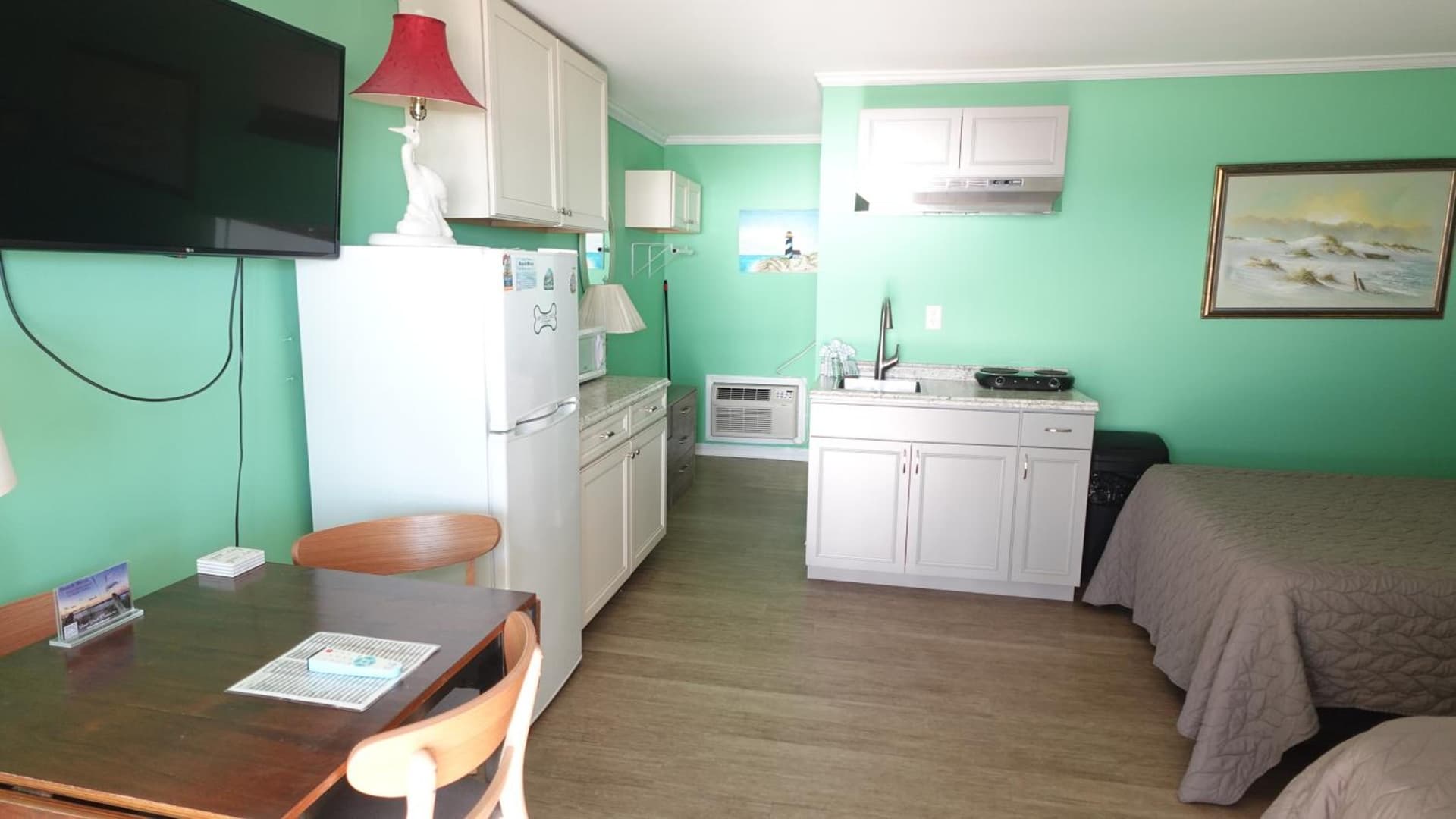 Sea Vista Motel gallery photo in Topsail Beach, NC — image 171