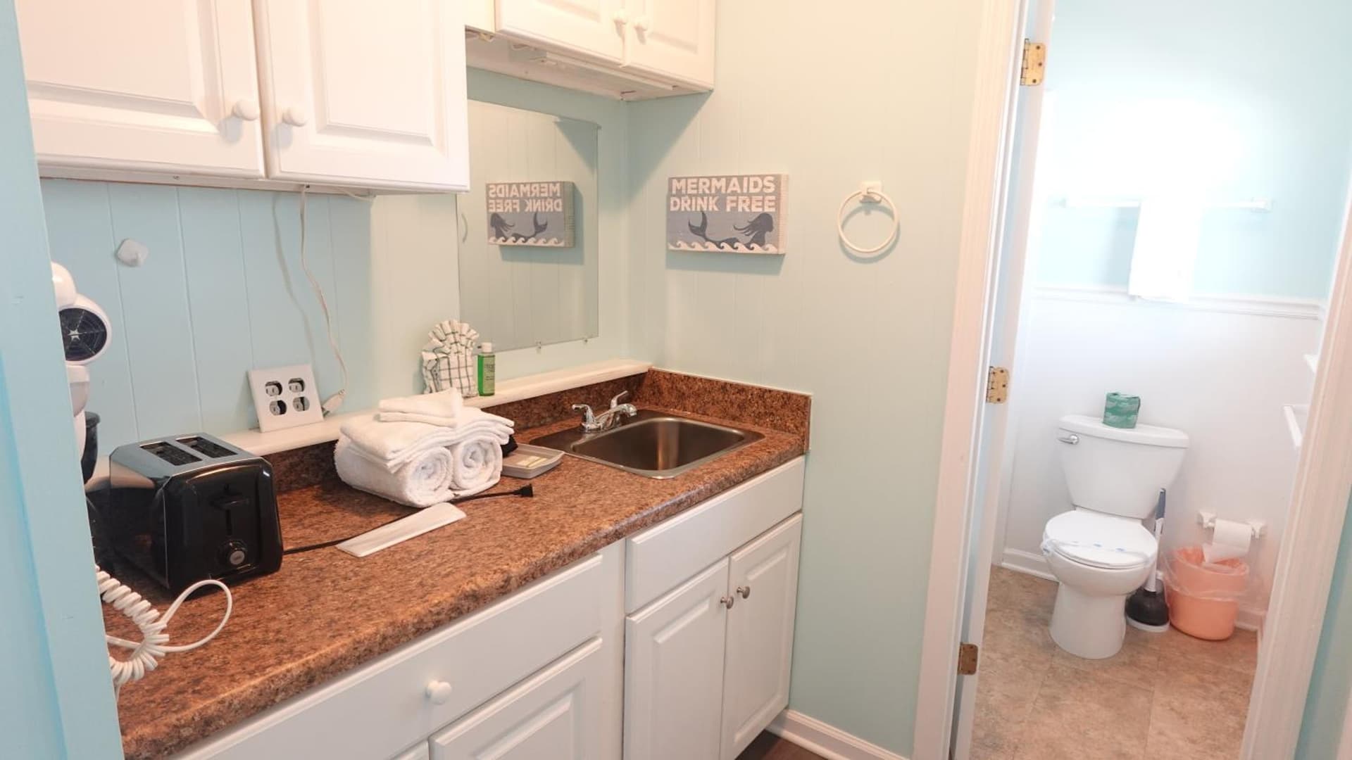 Sea Vista Motel gallery photo in Topsail Beach, NC — image 75