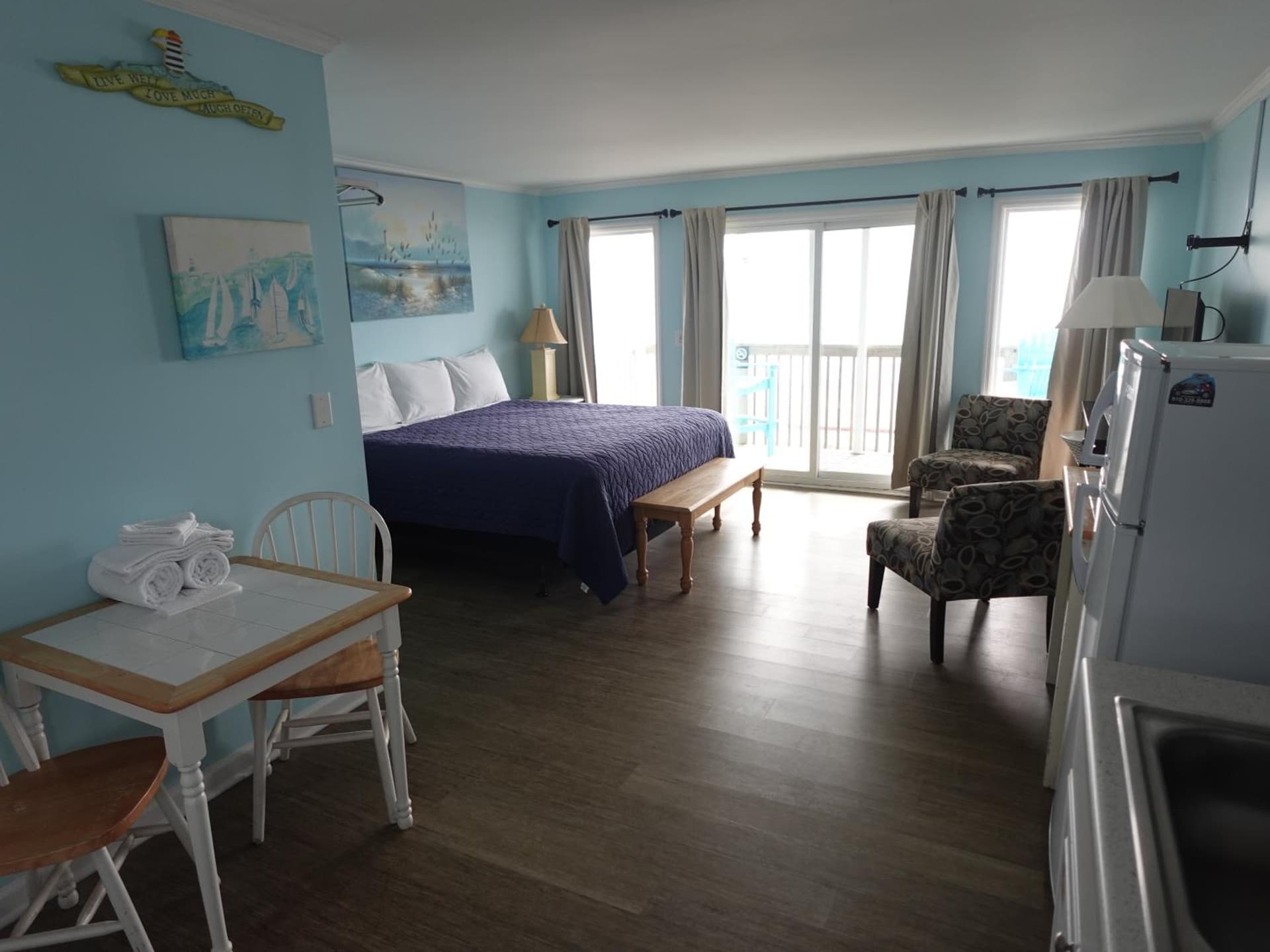 Sea Vista Motel gallery photo in Topsail Beach, NC — image 160
