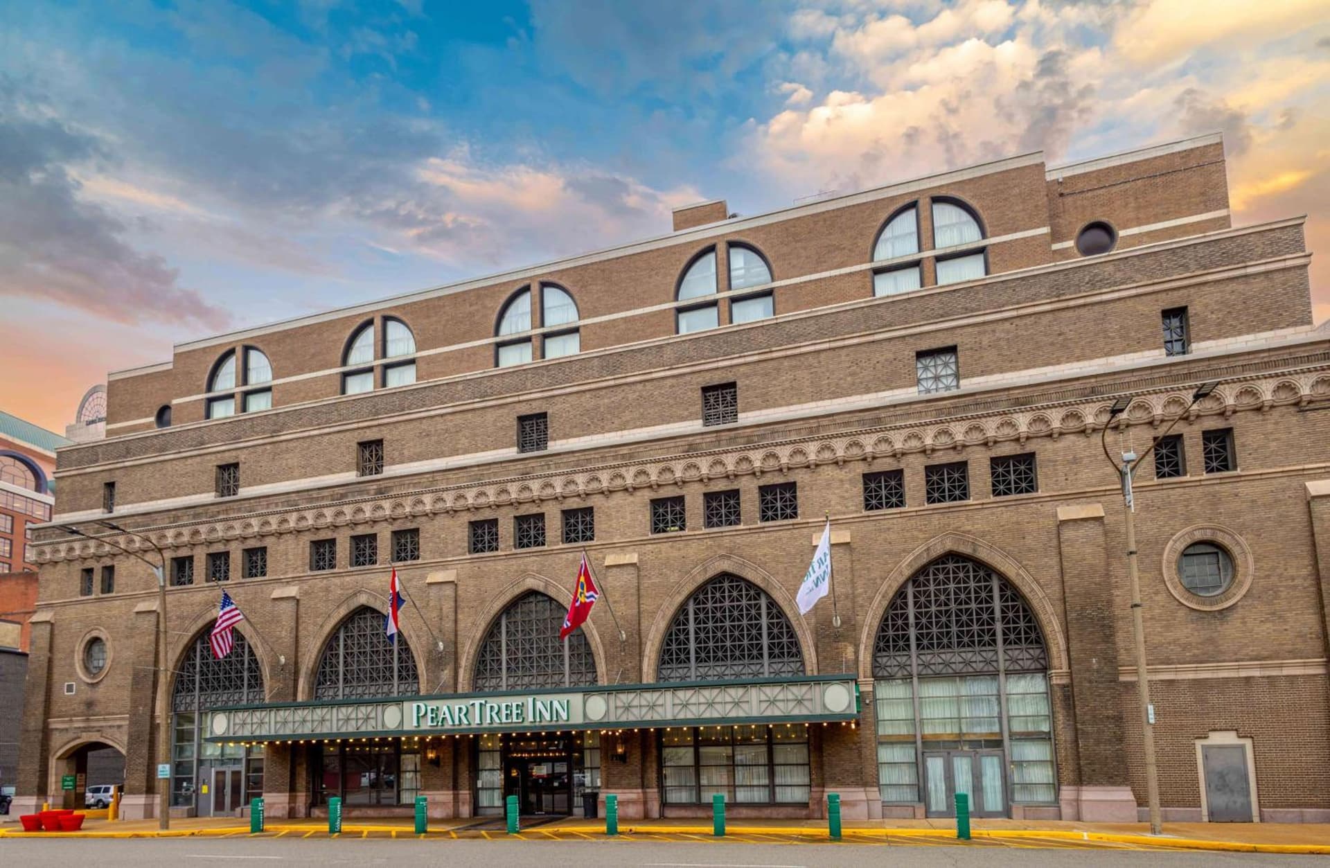 Pear Tree Inn St Louis Convention Center featured exterior or lobby in Saint Louis, MO — similar hotel