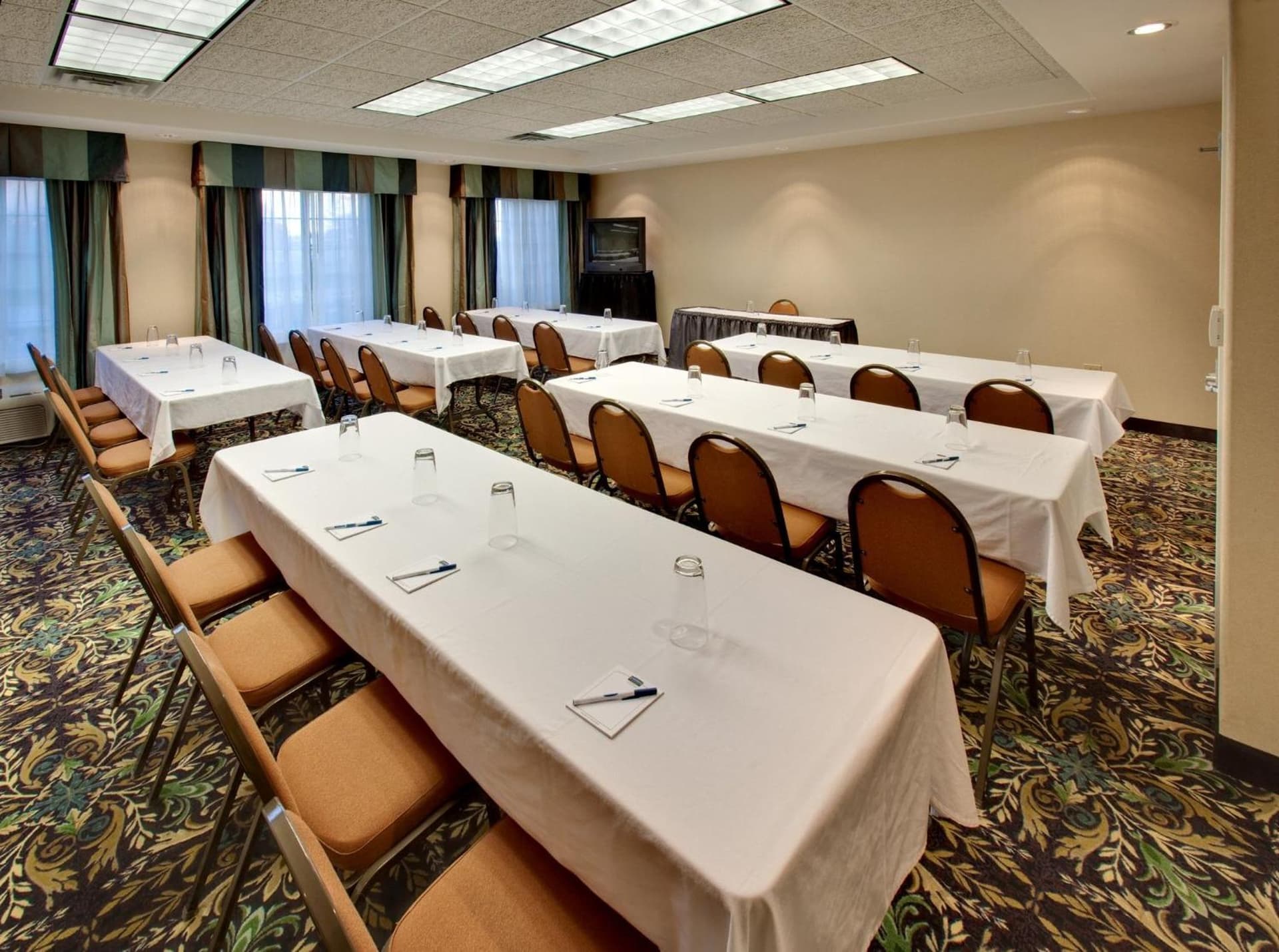 Staybridge Suites Rockford by IHG gallery photo in Rockford, IL — image 10