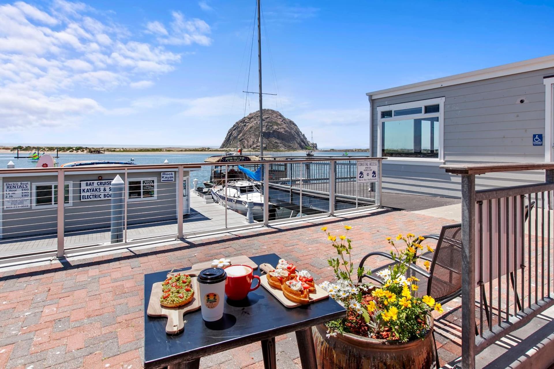 HarborWalk Inn gallery photo in Morro Bay, CA — image 39