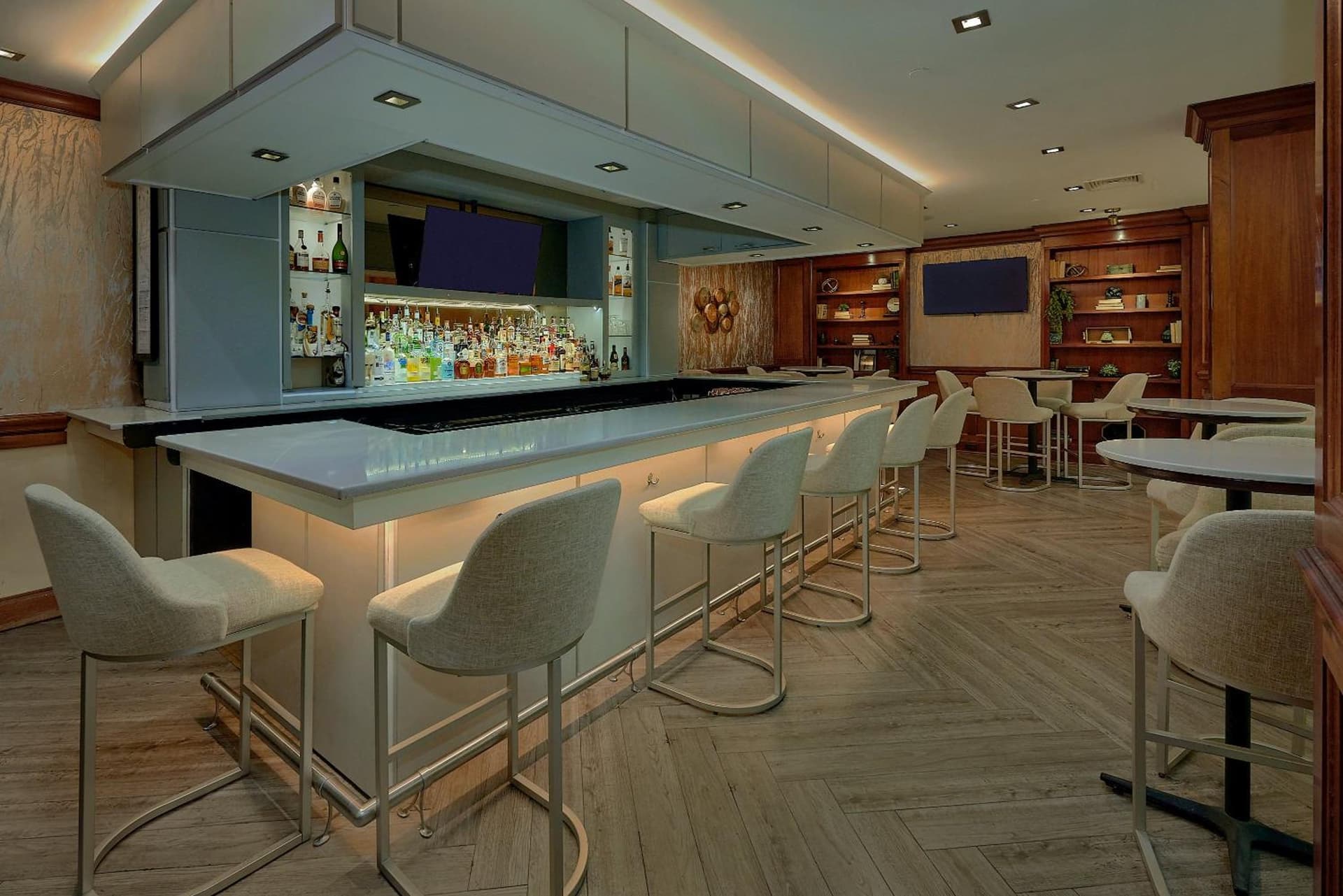 Crowne Plaza Knoxville Downtown University by IHG gallery photo in Knoxville, TN — image 66
