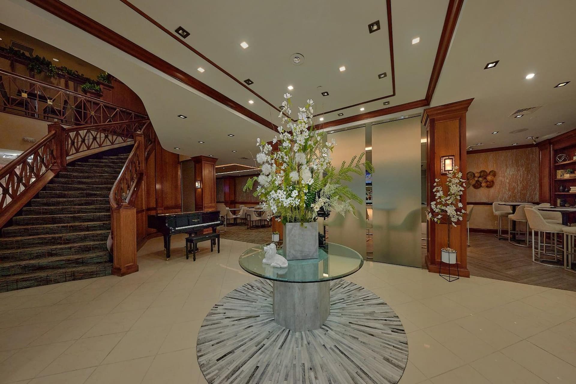 Crowne Plaza Knoxville Downtown University by IHG gallery photo in Knoxville, TN — image 57