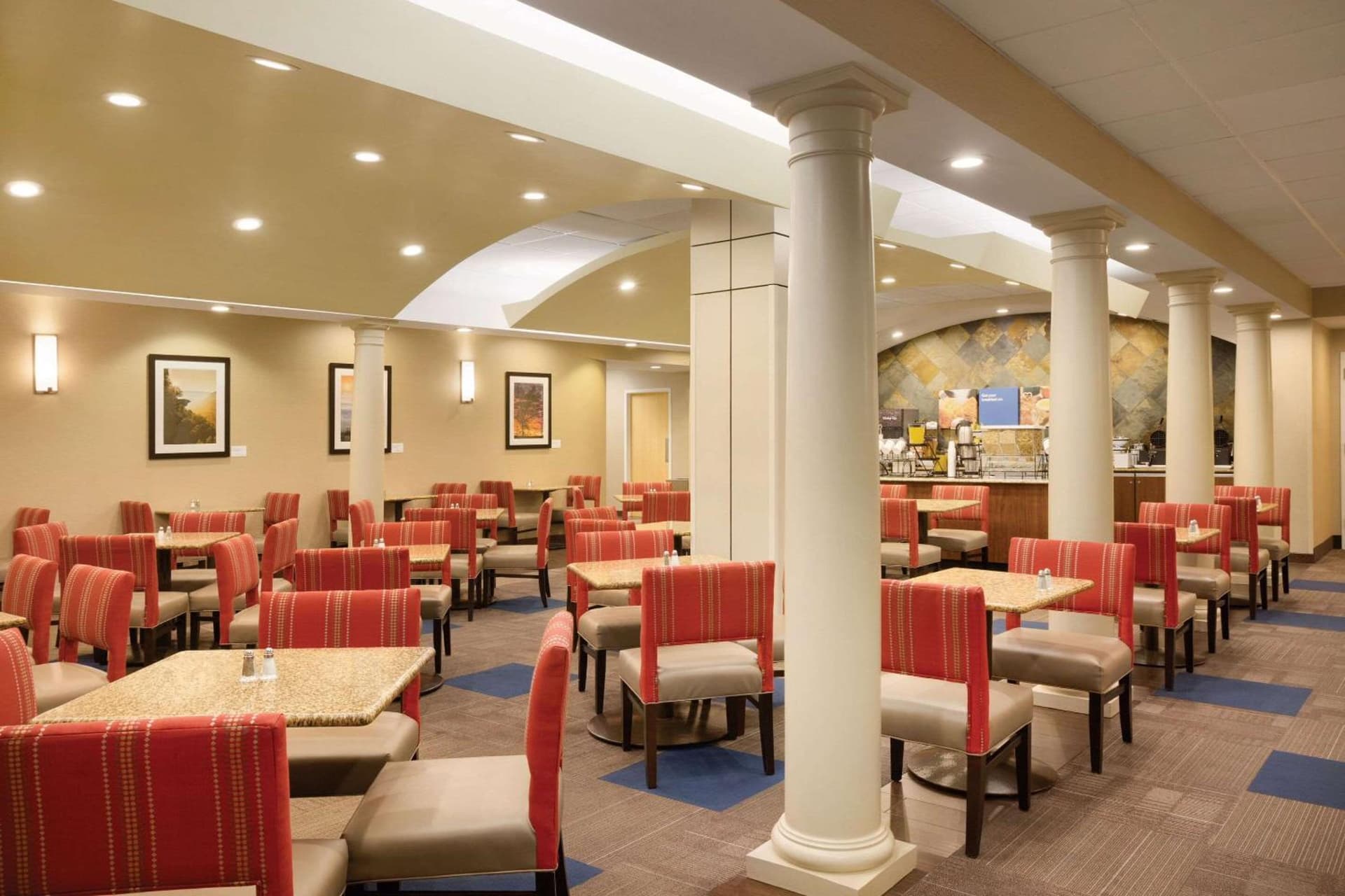 Comfort Inn & Suites Presidential gallery photo in Little Rock, AR — image 9