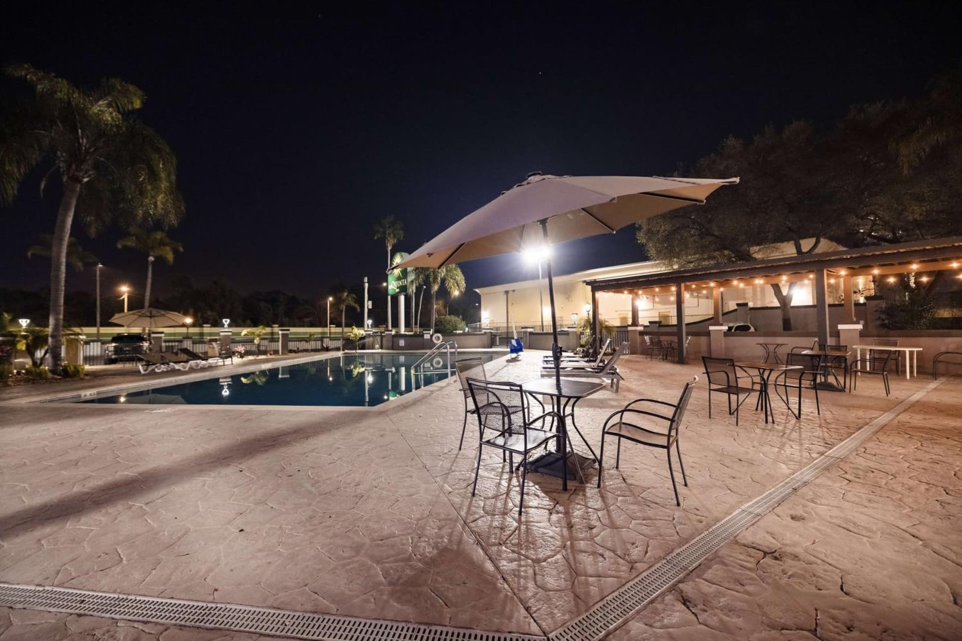 La Quinta Inn by Wyndham Tampa Near Busch Gardens property views in Tampa, FL — gallery photo 3