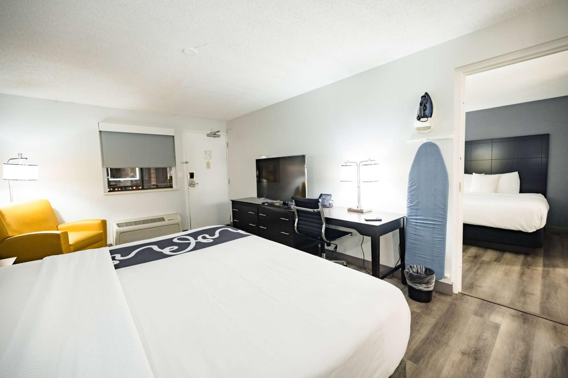La Quinta Inn by Wyndham Tampa Near Busch Gardens gallery photo in Tampa, FL — image 45