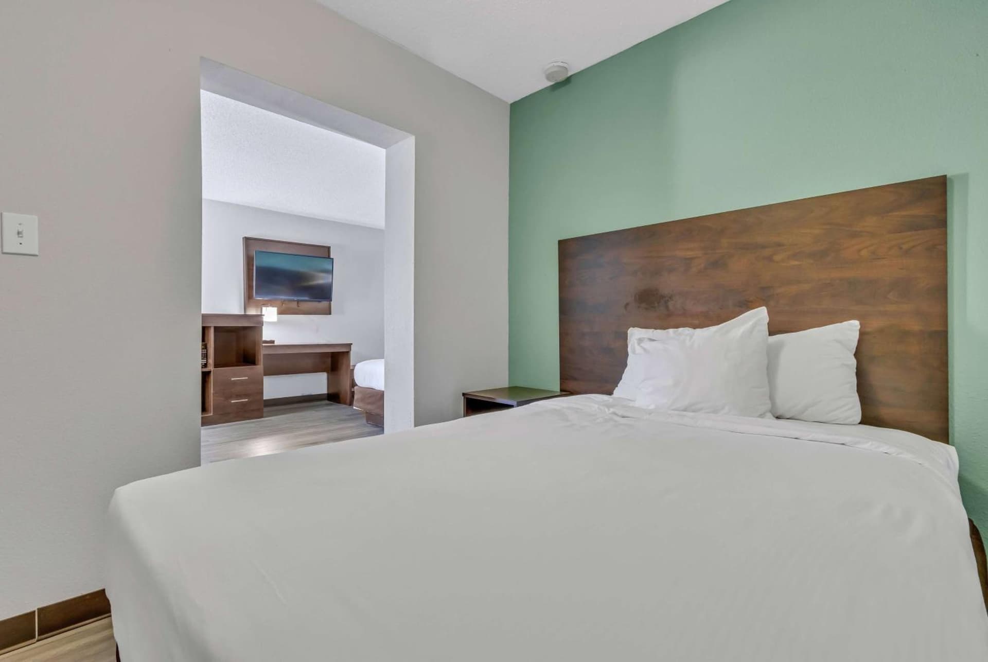 Baymont by Wyndham N Myrtle Beach - Park & Sports Complex Area gallery photo in Myrtle Beach, SC — image 30