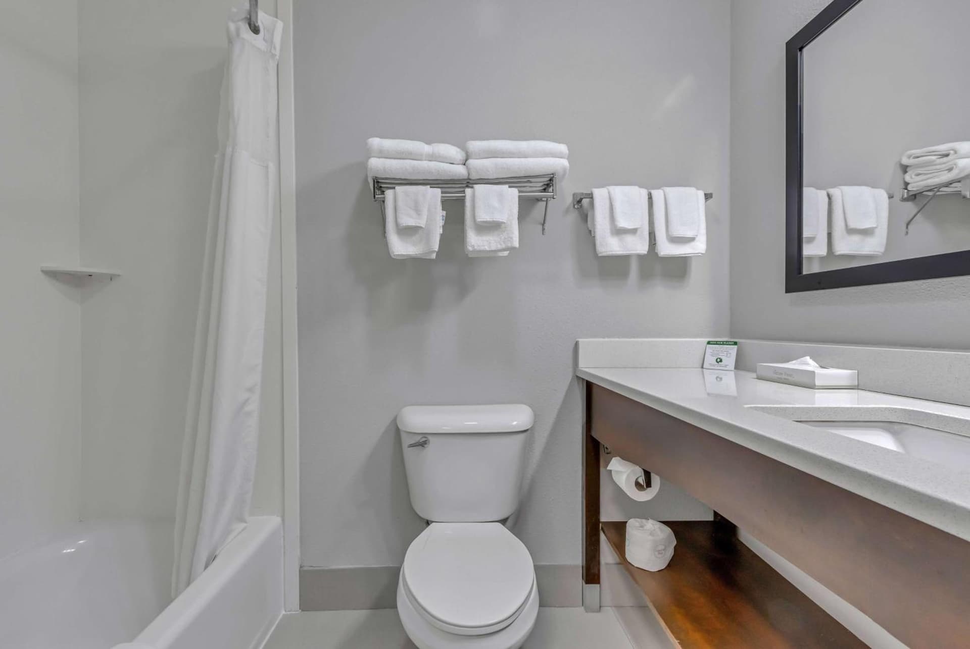 Baymont by Wyndham N Myrtle Beach - Park & Sports Complex Area gallery photo in Myrtle Beach, SC — image 15