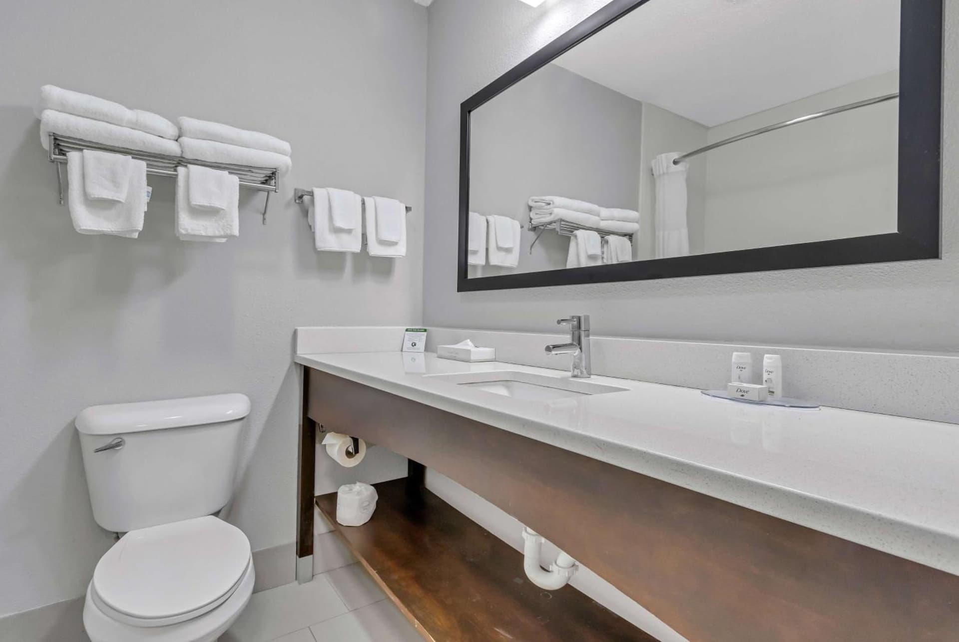 Baymont by Wyndham N Myrtle Beach - Park & Sports Complex Area gallery photo in Myrtle Beach, SC — image 7