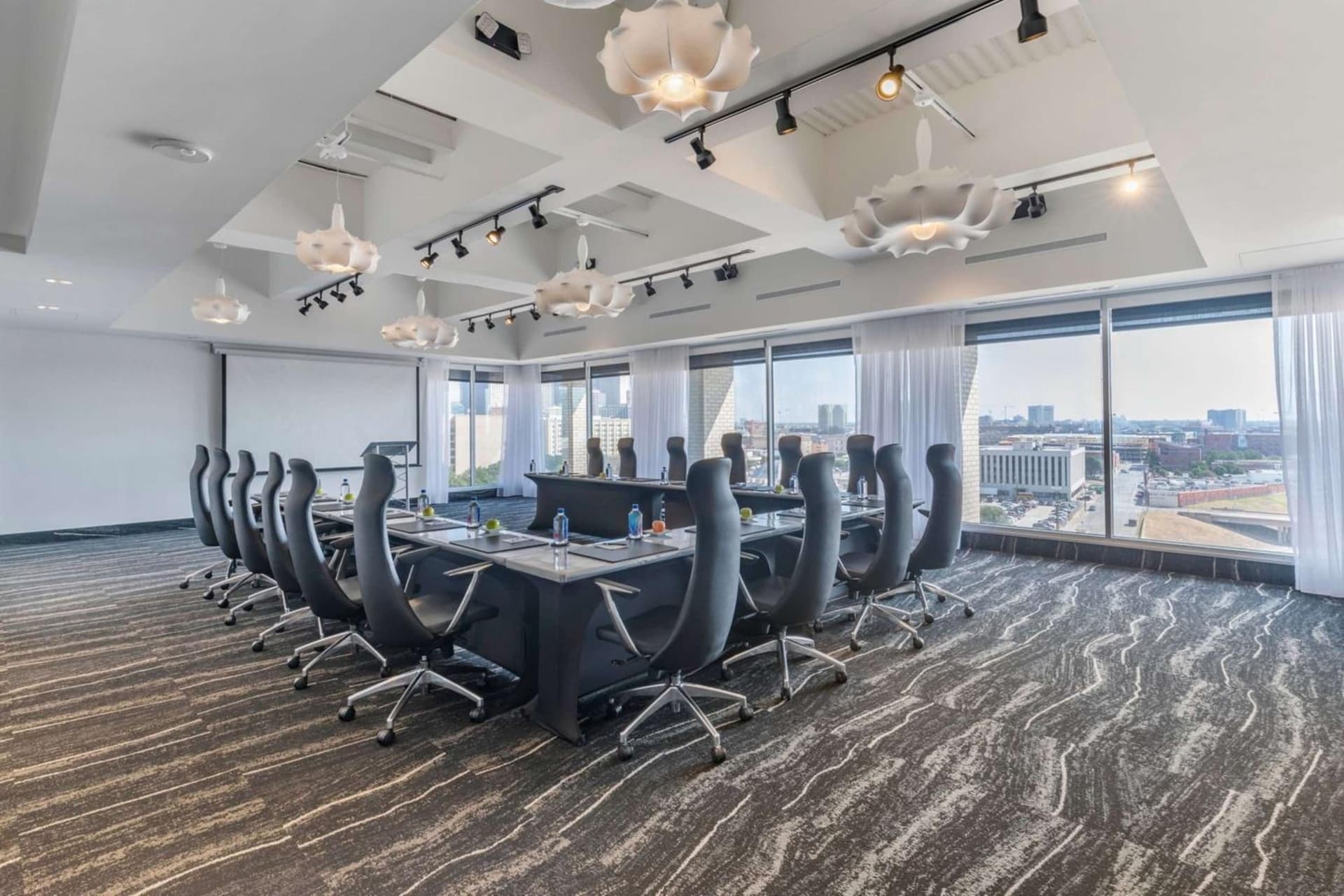 Lorenzo Hotel Dallas, Tapestry Collection by Hilton gallery photo in Dallas, TX — image 56