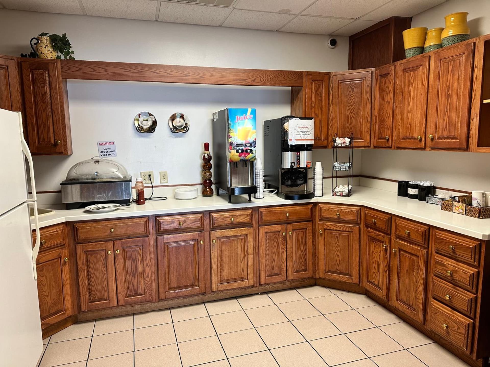 Ramada by Wyndham Saginaw Hotel & Suites gallery photo in Saginaw, MI — image 20