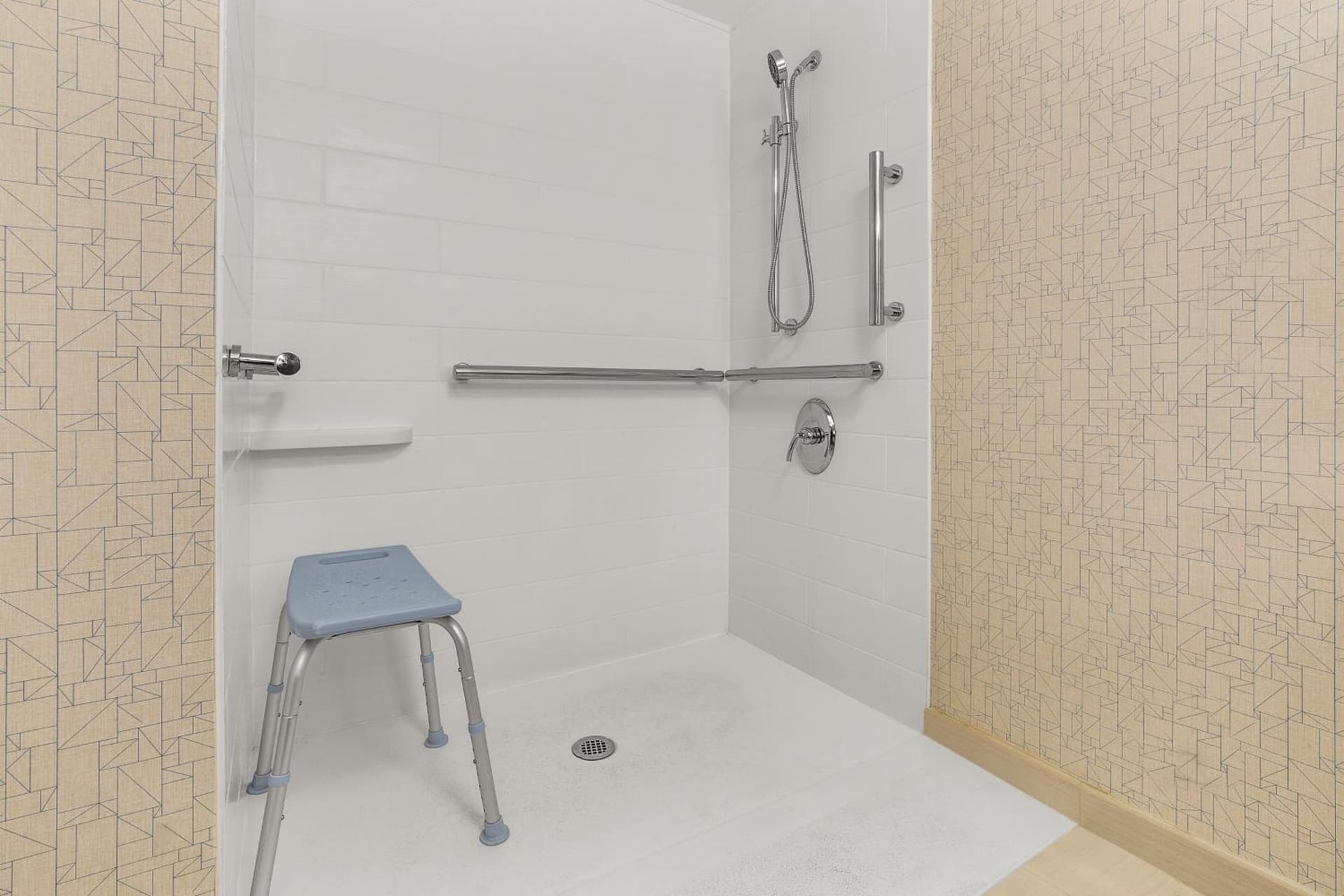 Holiday Inn Express & Suites Tacoma by IHG gallery photo in Tacoma, WA — image 7