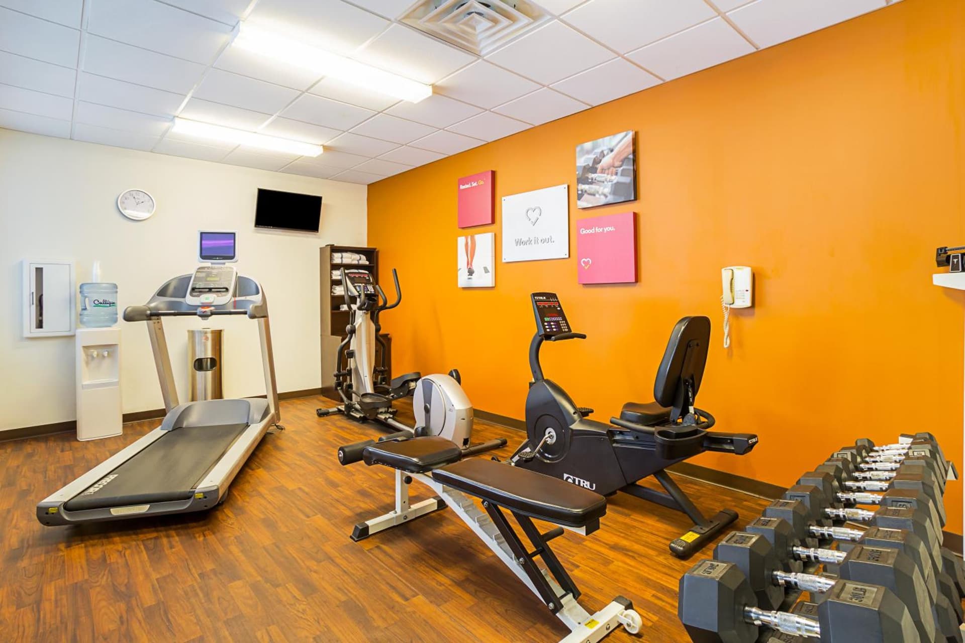Comfort Suites Twinsburg gallery photo in Twinsburg, OH — image 49