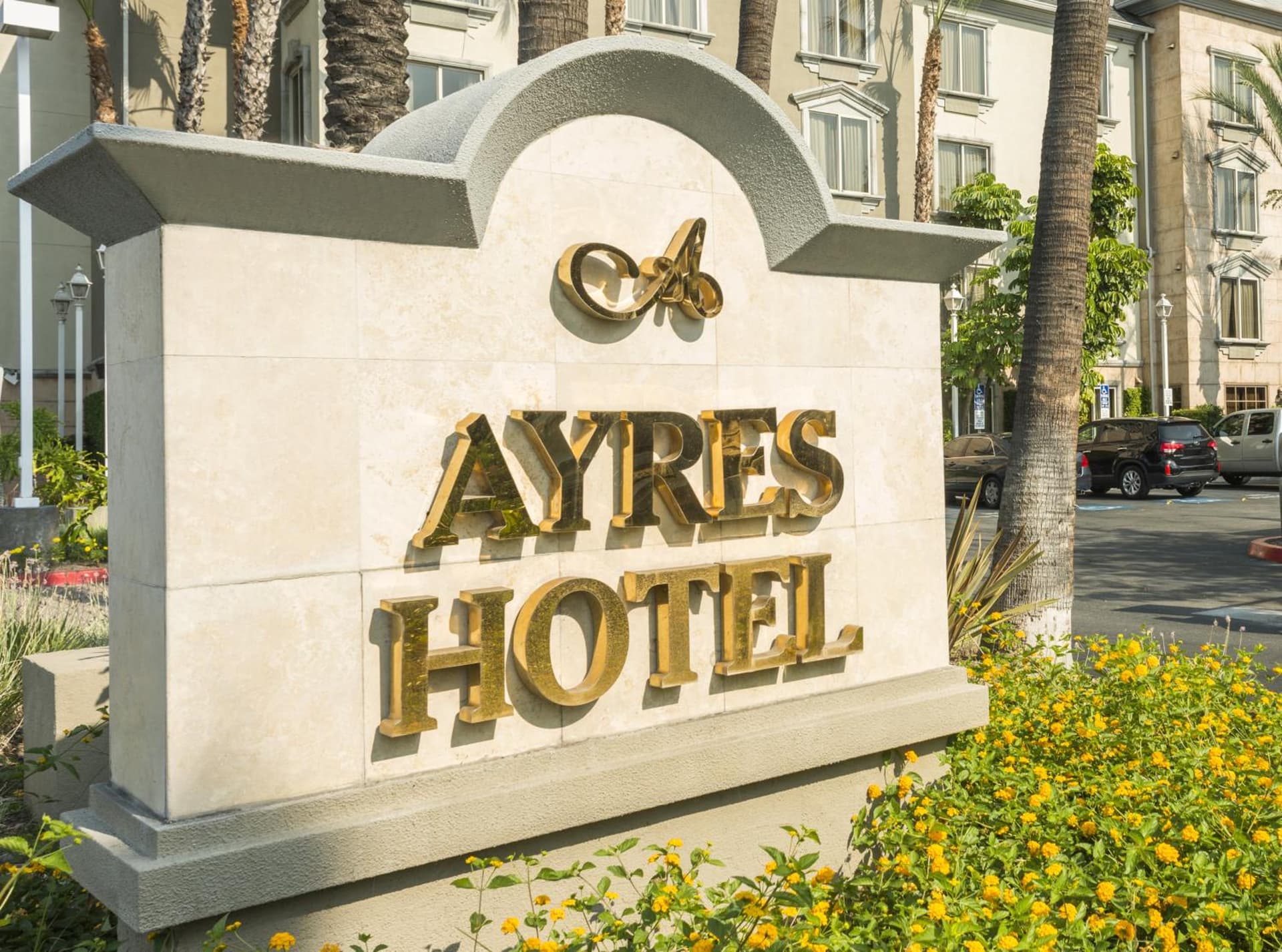 Ayres Hotel Anaheim gallery photo in Anaheim, CA — image 14