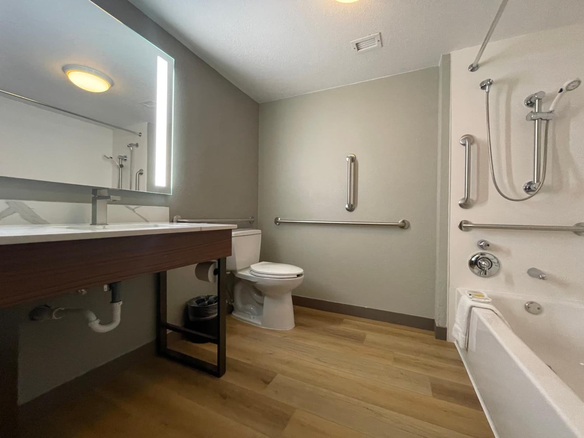 La Quinta by Wyndham Dallas DFW Airport North gallery photo in Irving, TX — image 16