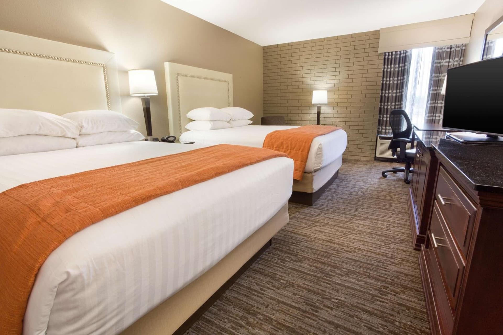 Drury Inn & Suites Greensboro gallery photo in Greensboro, NC — image 14