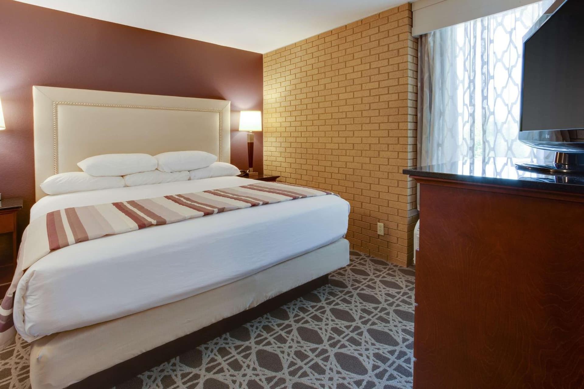 Drury Inn & Suites Louisville East property views in Louisville, KY — gallery photo 3