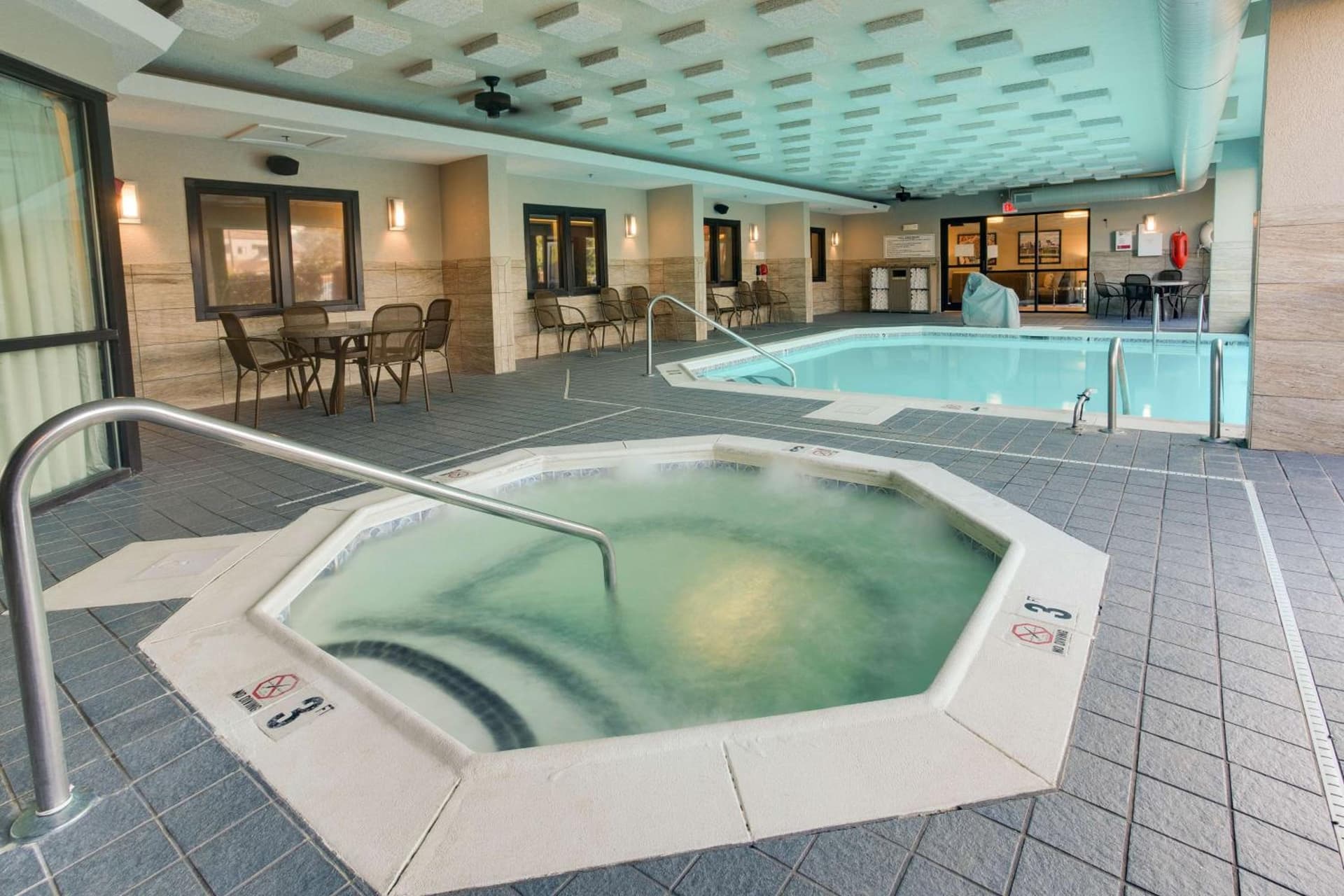 Drury Inn & Suites Louisville East gallery photo in Louisville, KY — image 38