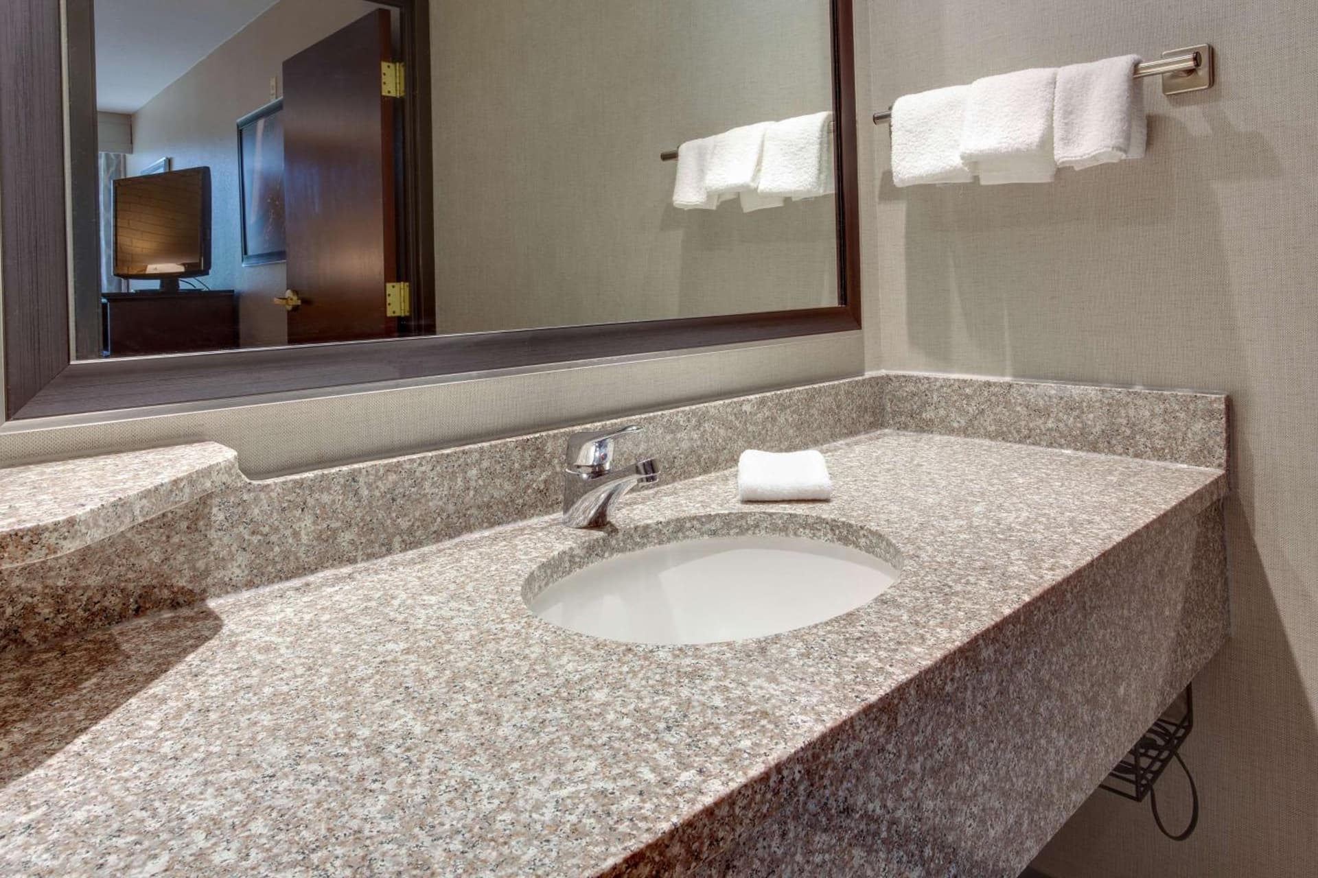 Drury Inn & Suites Louisville East interior in Louisville, KY — gallery photo 2