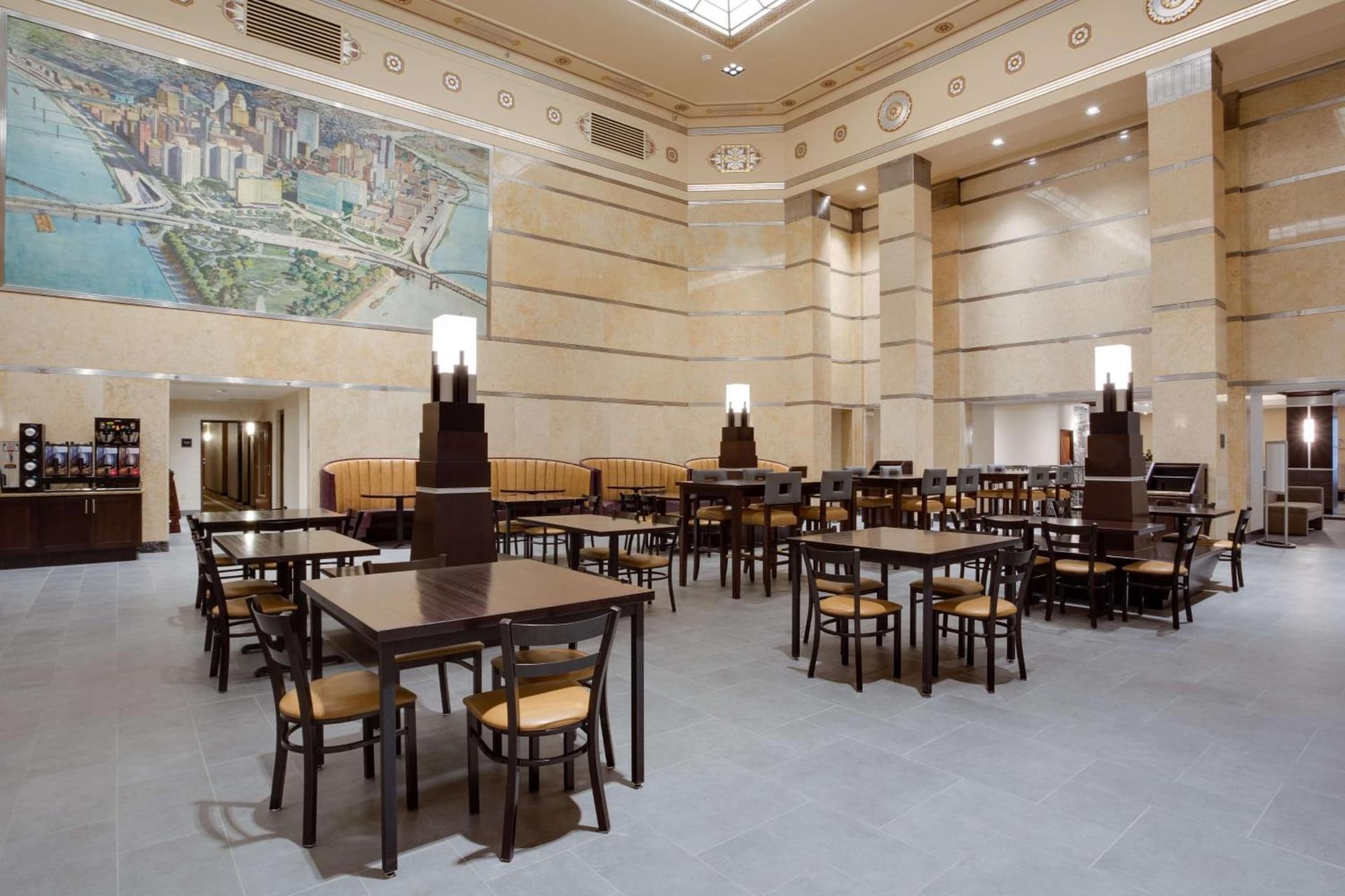 Drury Plaza Hotel Pittsburgh Downtown gallery photo in Pittsburgh, PA — image 34