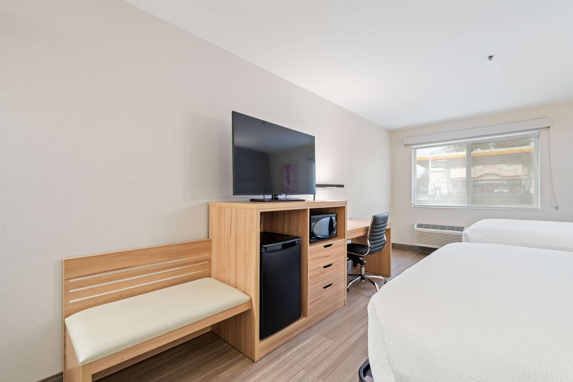 Best Western Lake Oswego Hotel & Suites gallery photo in Lake Oswego, OR — image 105