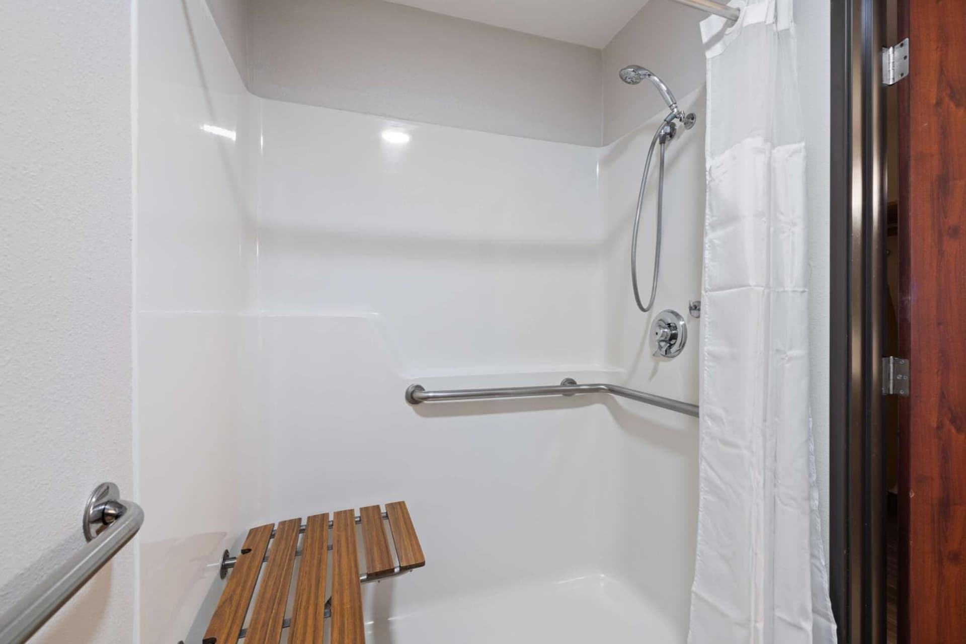 Best Western Lake Oswego Hotel & Suites gallery photo in Lake Oswego, OR — image 99