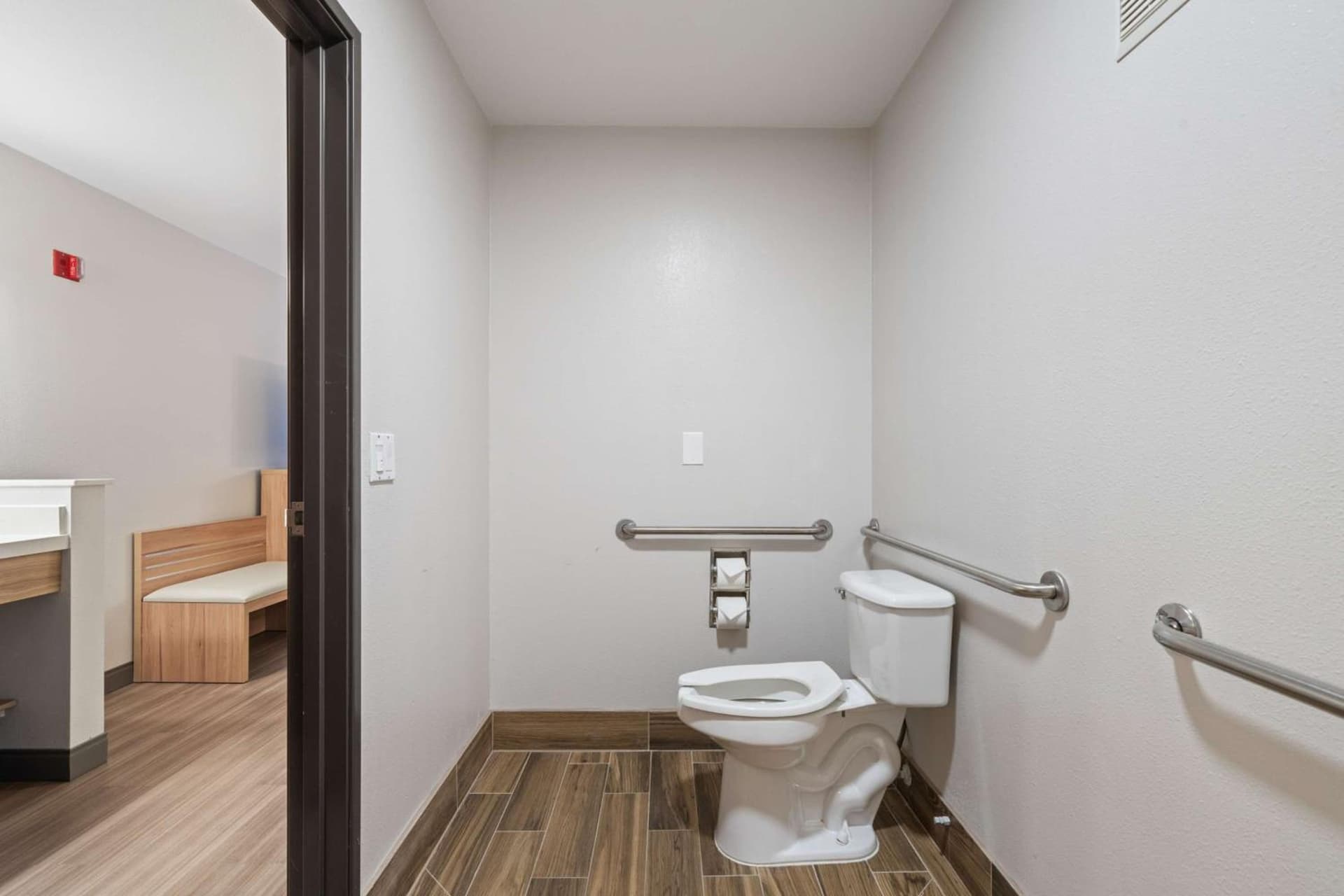 Best Western Lake Oswego Hotel & Suites gallery photo in Lake Oswego, OR — image 28