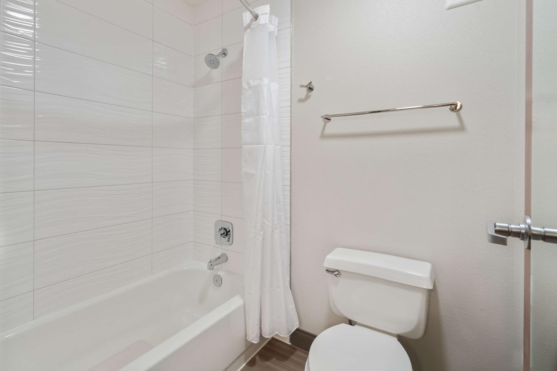 Best Western Lake Oswego Hotel & Suites gallery photo in Lake Oswego, OR — image 131