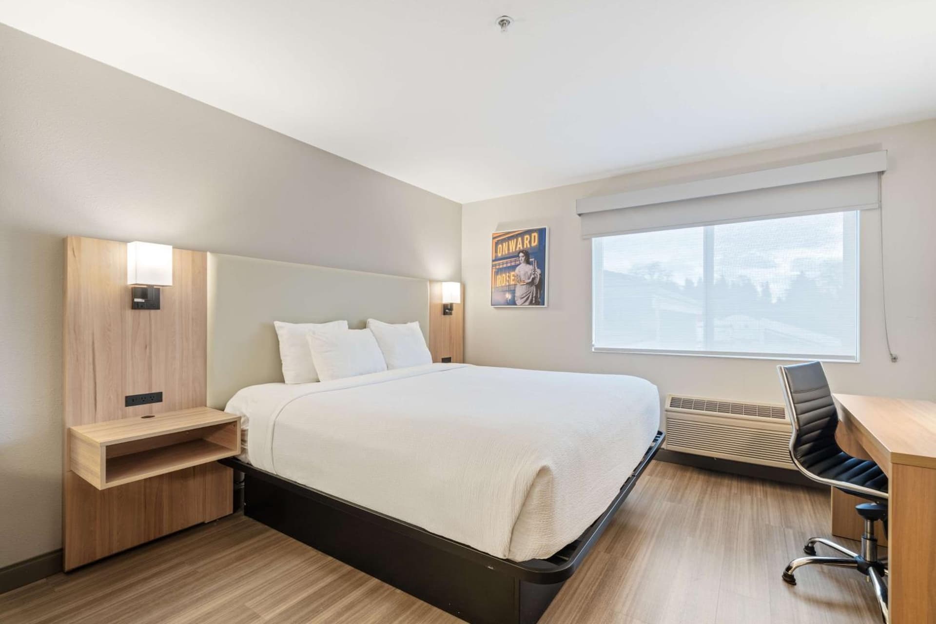Best Western Lake Oswego Hotel & Suites gallery photo in Lake Oswego, OR — image 64