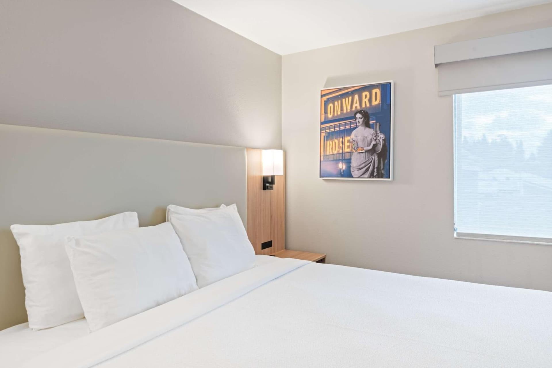 Best Western Lake Oswego Hotel & Suites gallery photo in Lake Oswego, OR — image 46