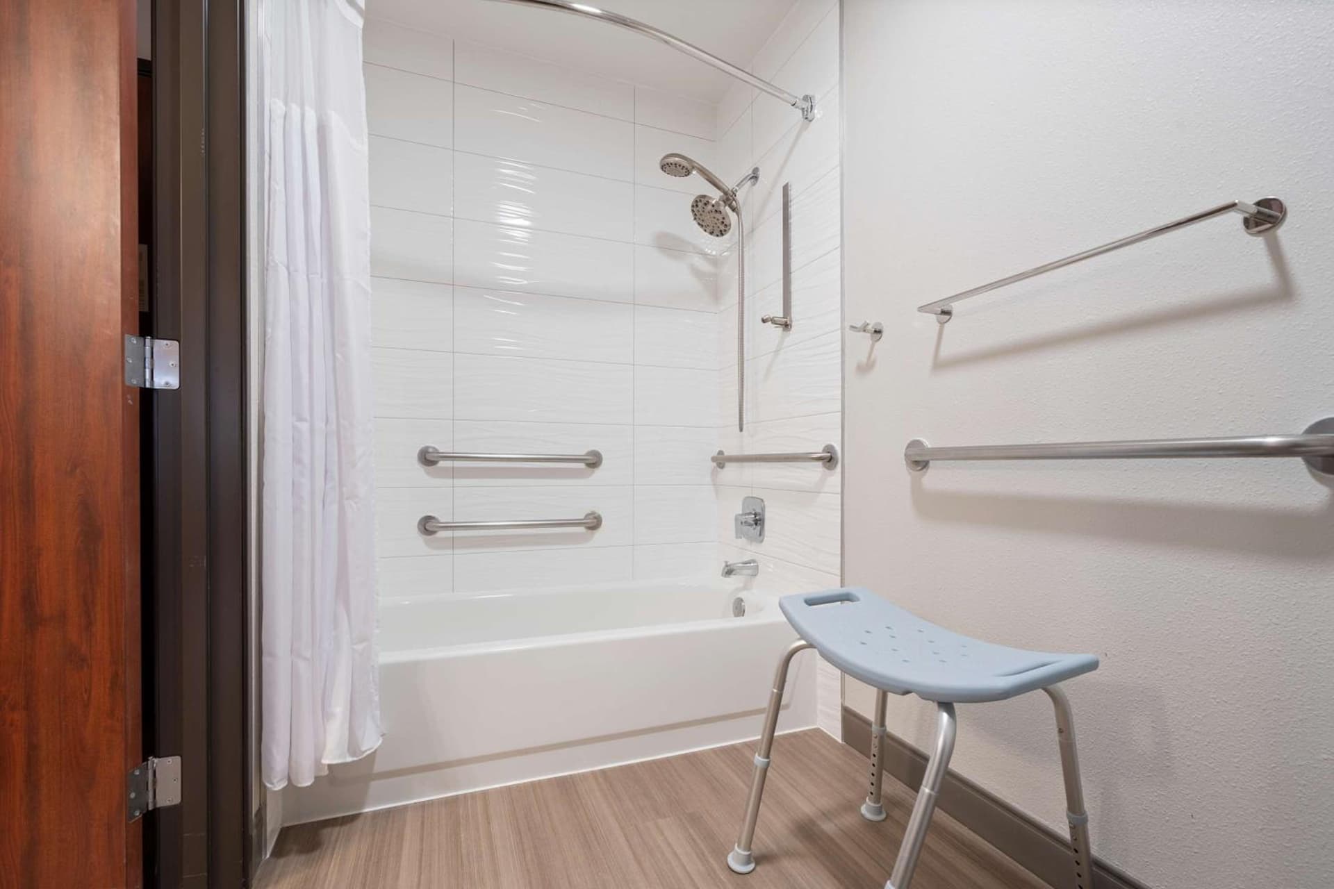Best Western Lake Oswego Hotel & Suites gallery photo in Lake Oswego, OR — image 27