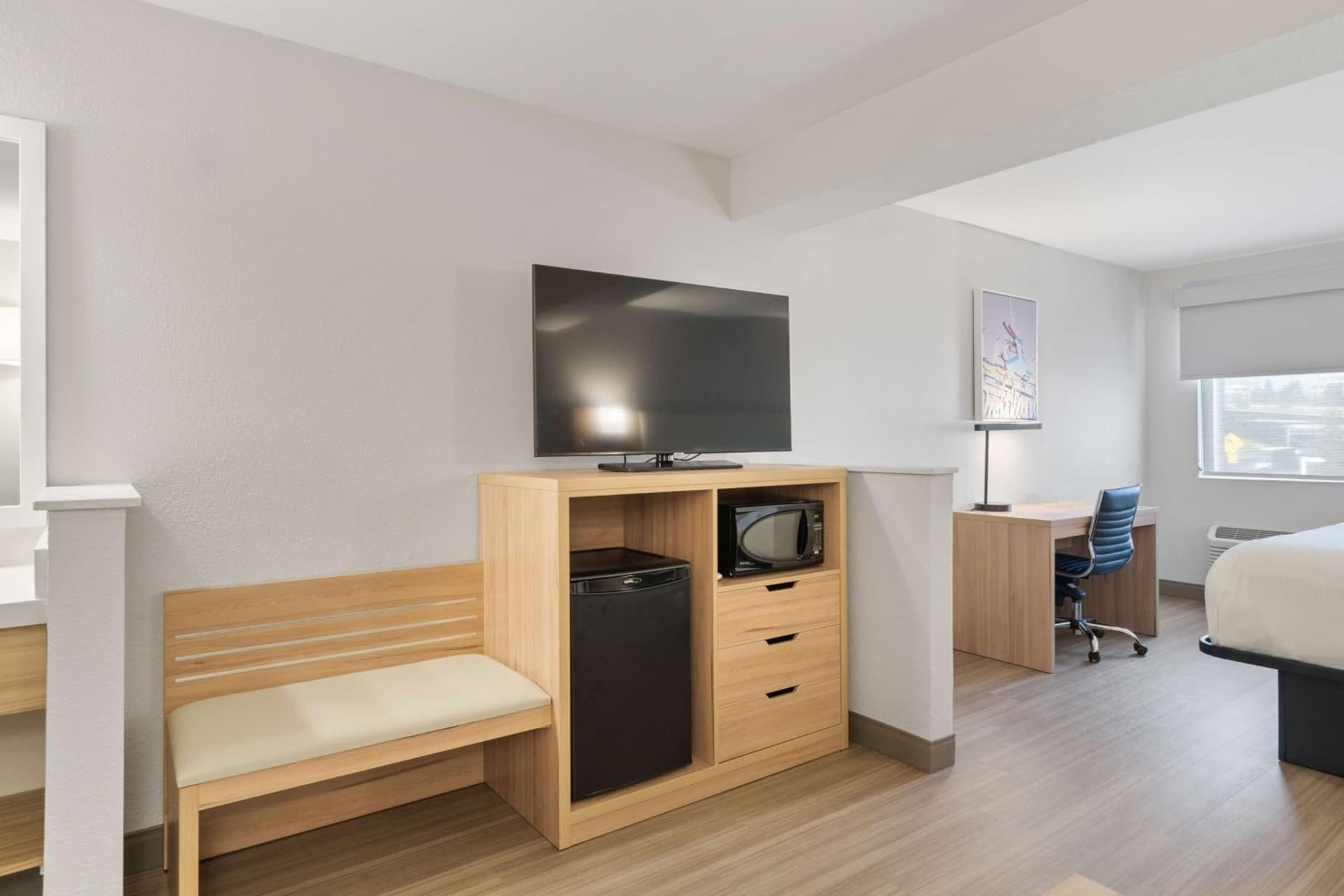 Best Western Lake Oswego Hotel & Suites gallery photo in Lake Oswego, OR — image 57
