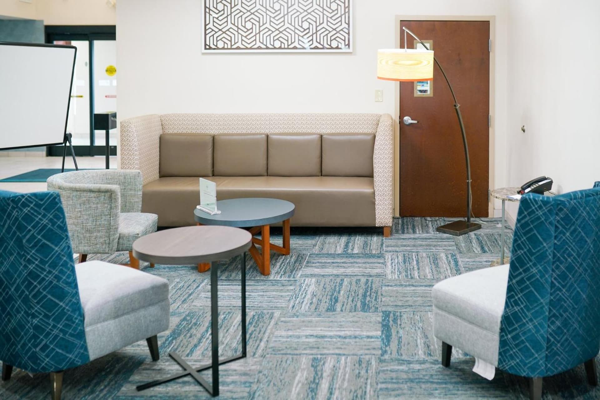 Holiday Inn Express Hotel & Suites Hope Mills-Fayetteville Airport by IHG gallery photo in Hope Mills, NC — image 10