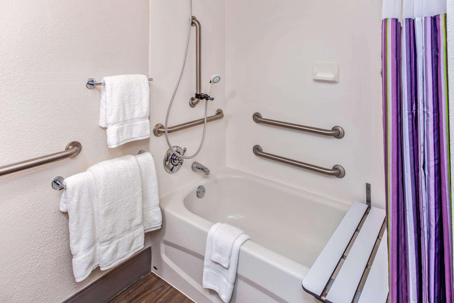 La Quinta by Wyndham Lubbock West Medical Center gallery photo in Lubbock, TX — image 25