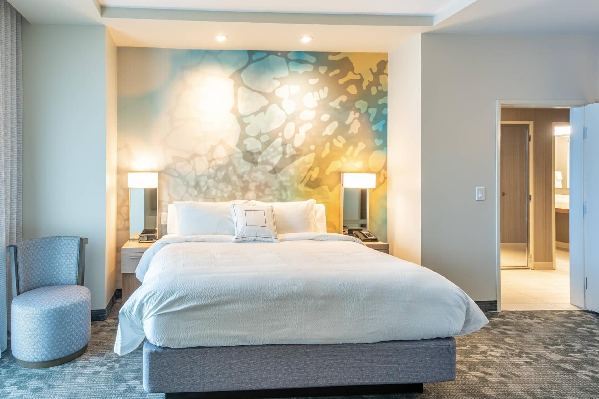 Courtyard by Marriott Charleston-North Charleston gallery photo in Charleston, SC — image 7