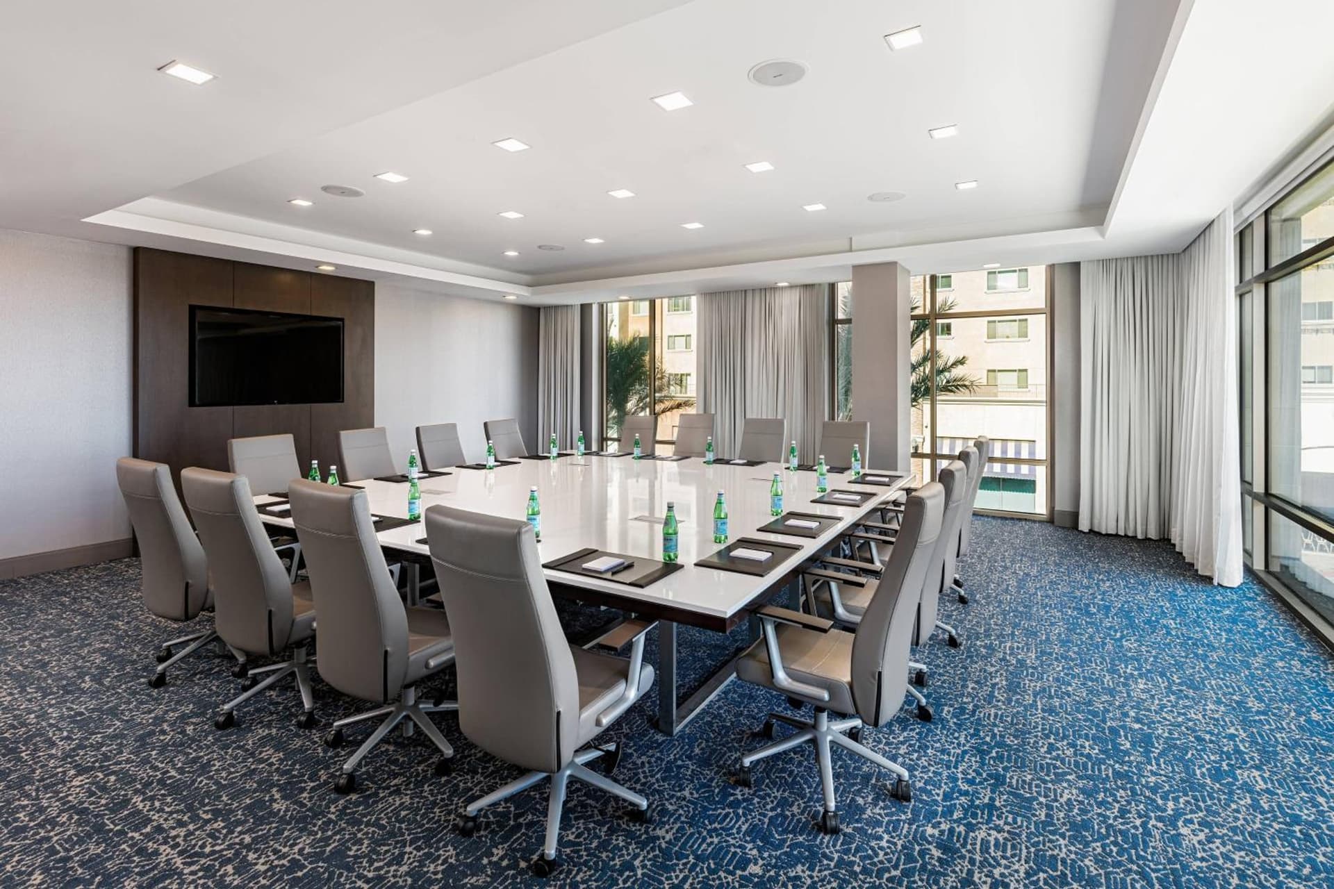 Courtyard by Marriott Los Angeles Monterey Park gallery photo in Monterey Park, CA — image 9