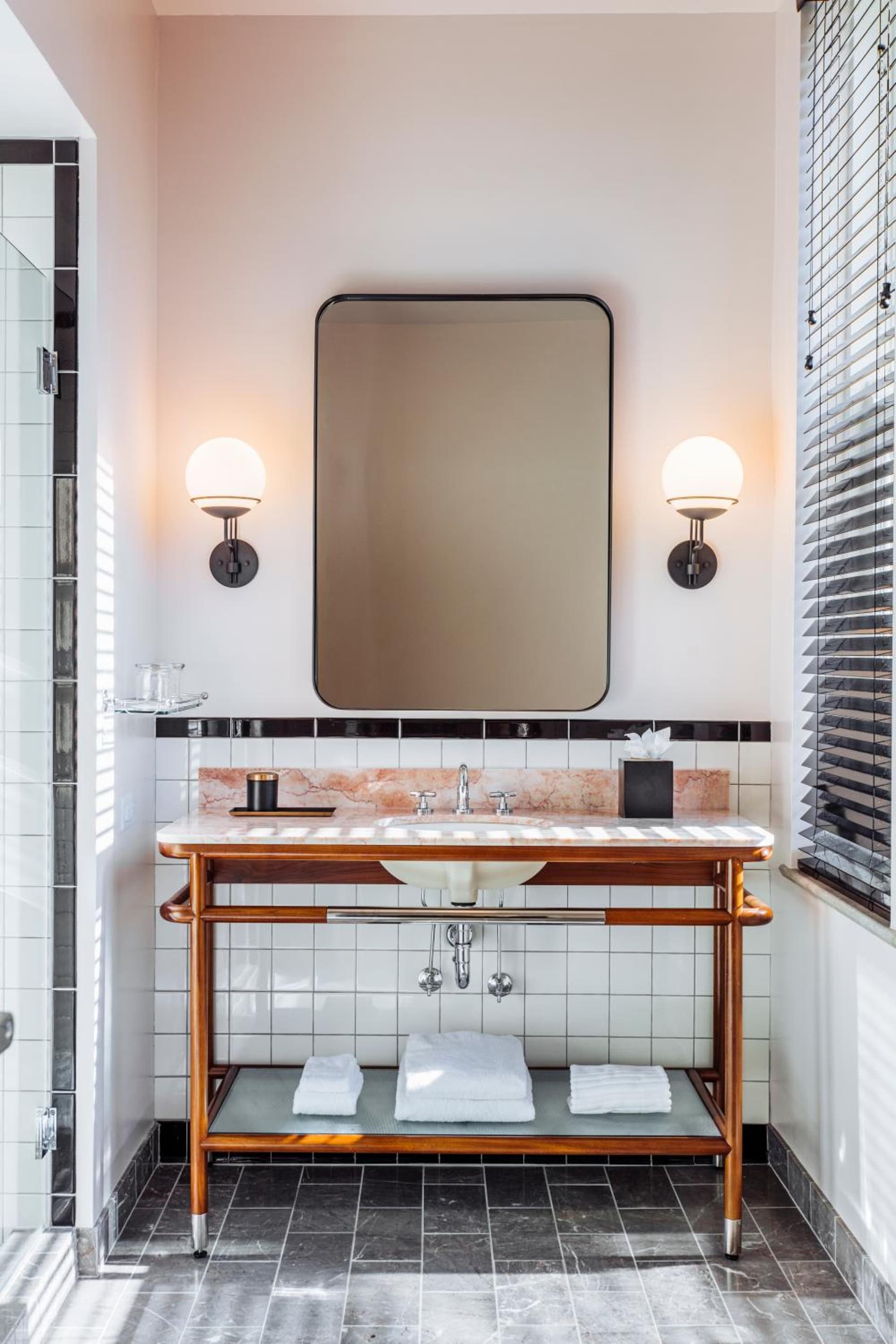 The Candler Hotel Atlanta, Curio Collection by Hilton gallery photo in Atlanta, GA — image 58