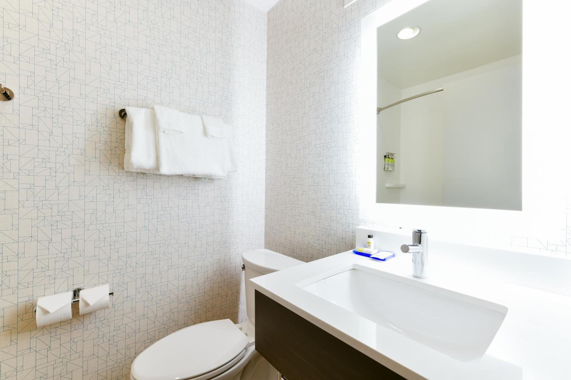 Holiday Inn Express Mill Valley San Francisco Area by IHG gallery photo in Mill Valley, CA — image 11
