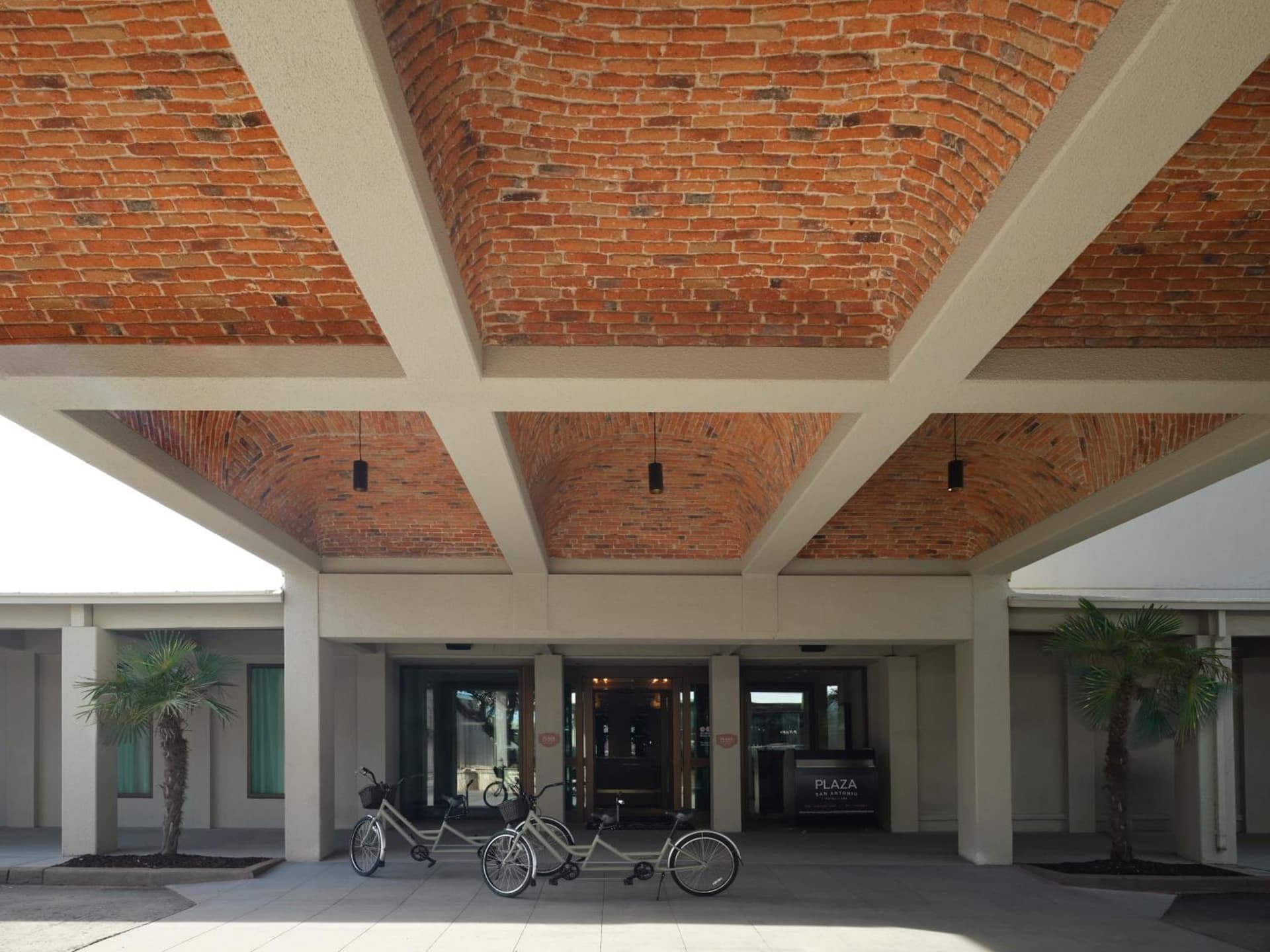 Plaza San Antonio Hotel & Spa, Autograph Collection property views in San Antonio, TX — gallery photo 3