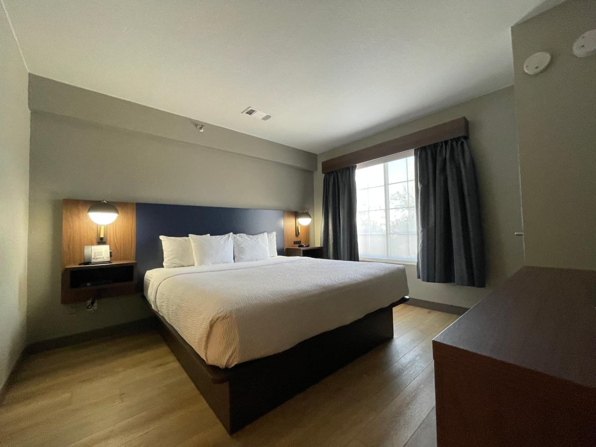 La Quinta by Wyndham Dallas DFW Airport North gallery photo in Irving, TX — image 17