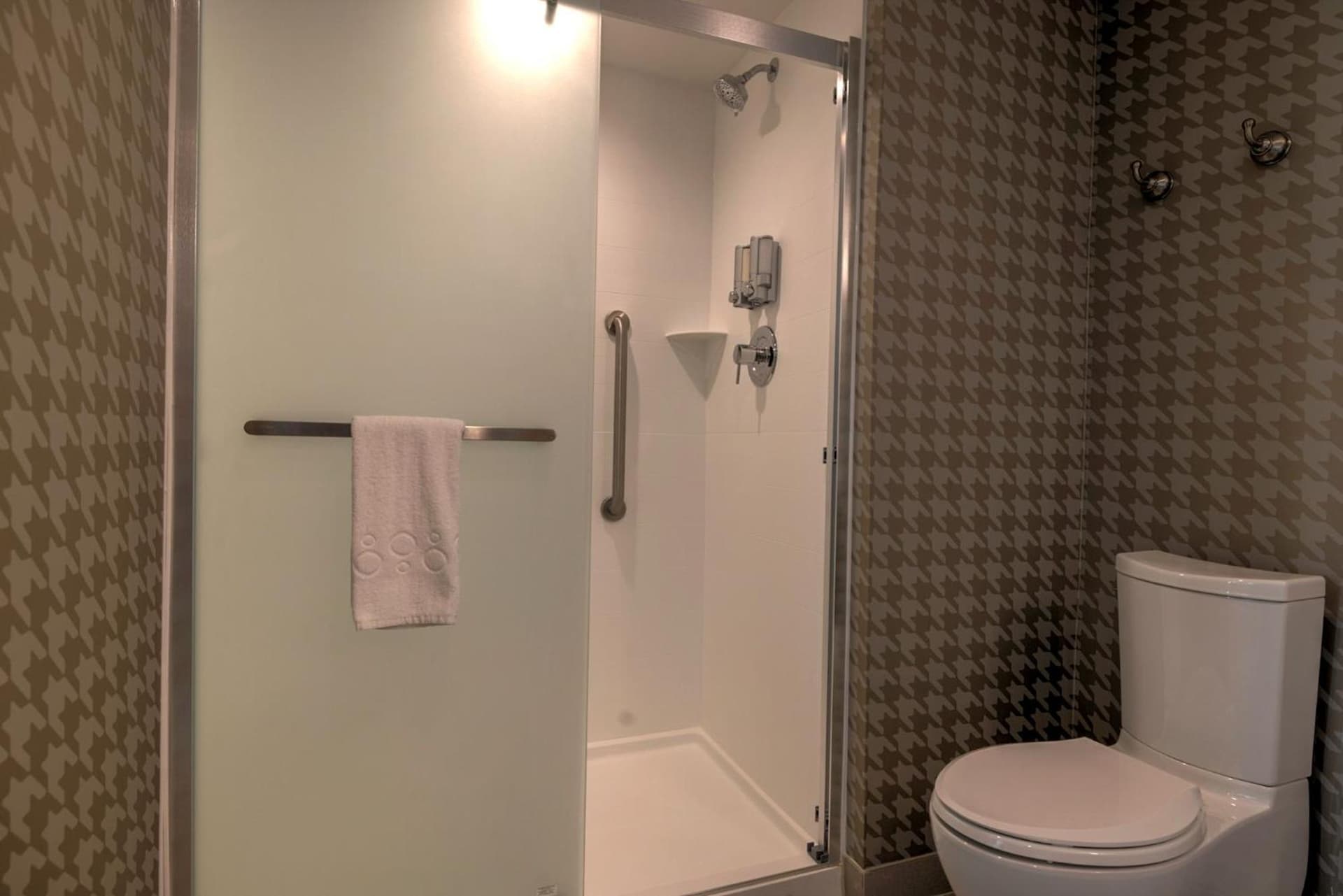 Home2 Suites By Hilton Allentown Bethlehem Airport gallery photo in Bethlehem, PA — image 13