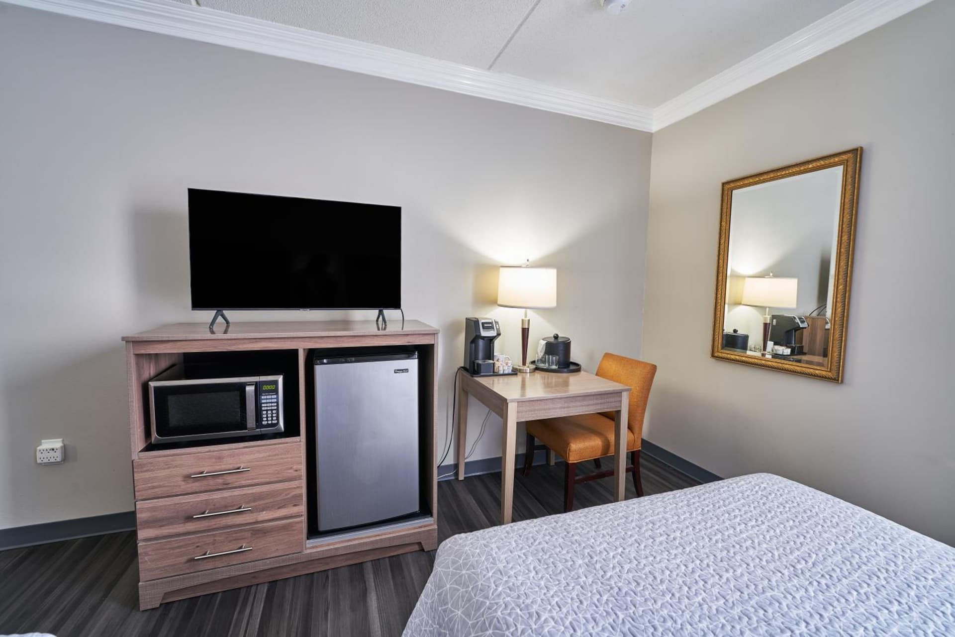 Seaport Resort and Marina gallery photo in Fairhaven — image 40