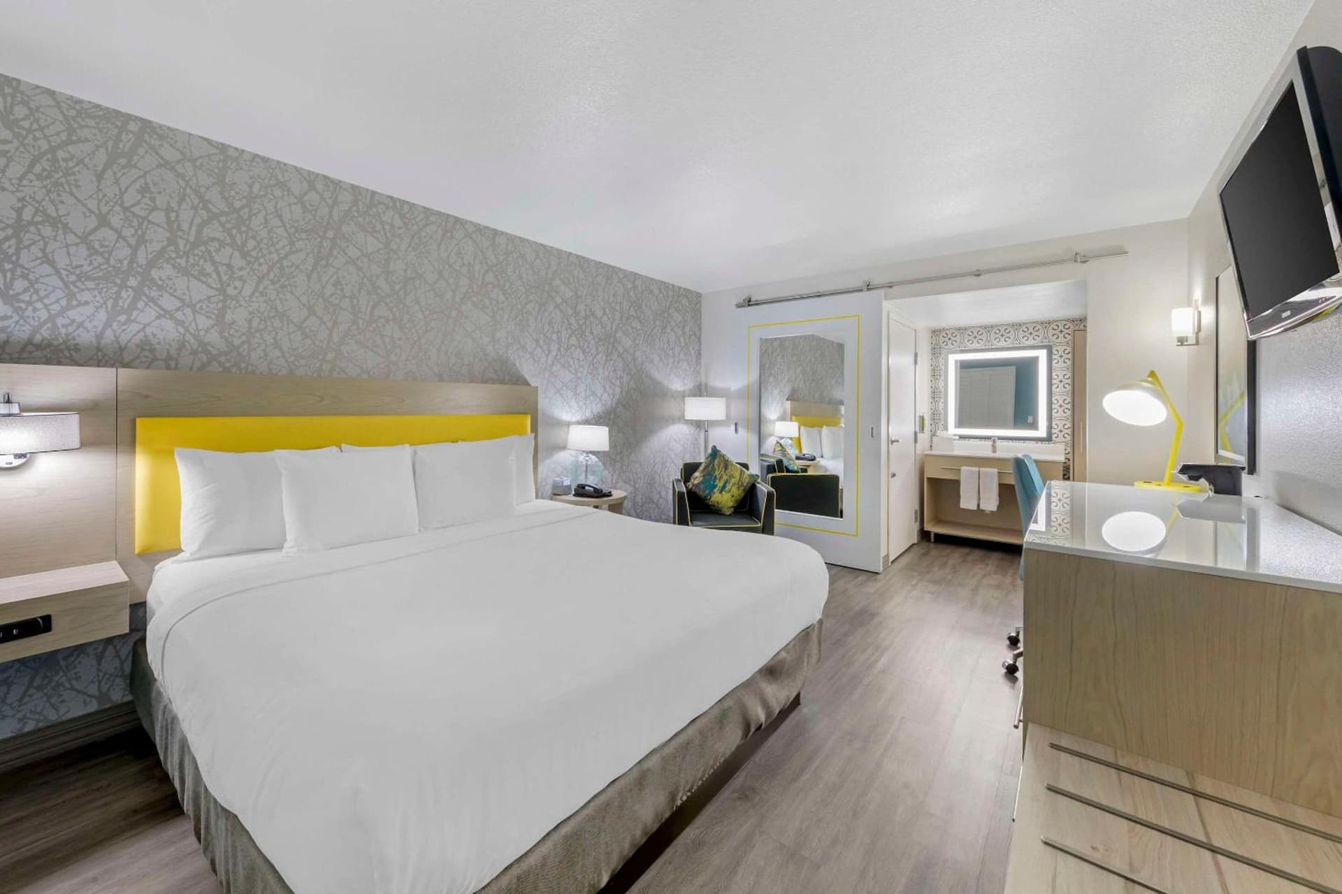 Hillstone Inn Tulare, an Ascend Collection Hotel gallery photo in Tulare, CA — image 12