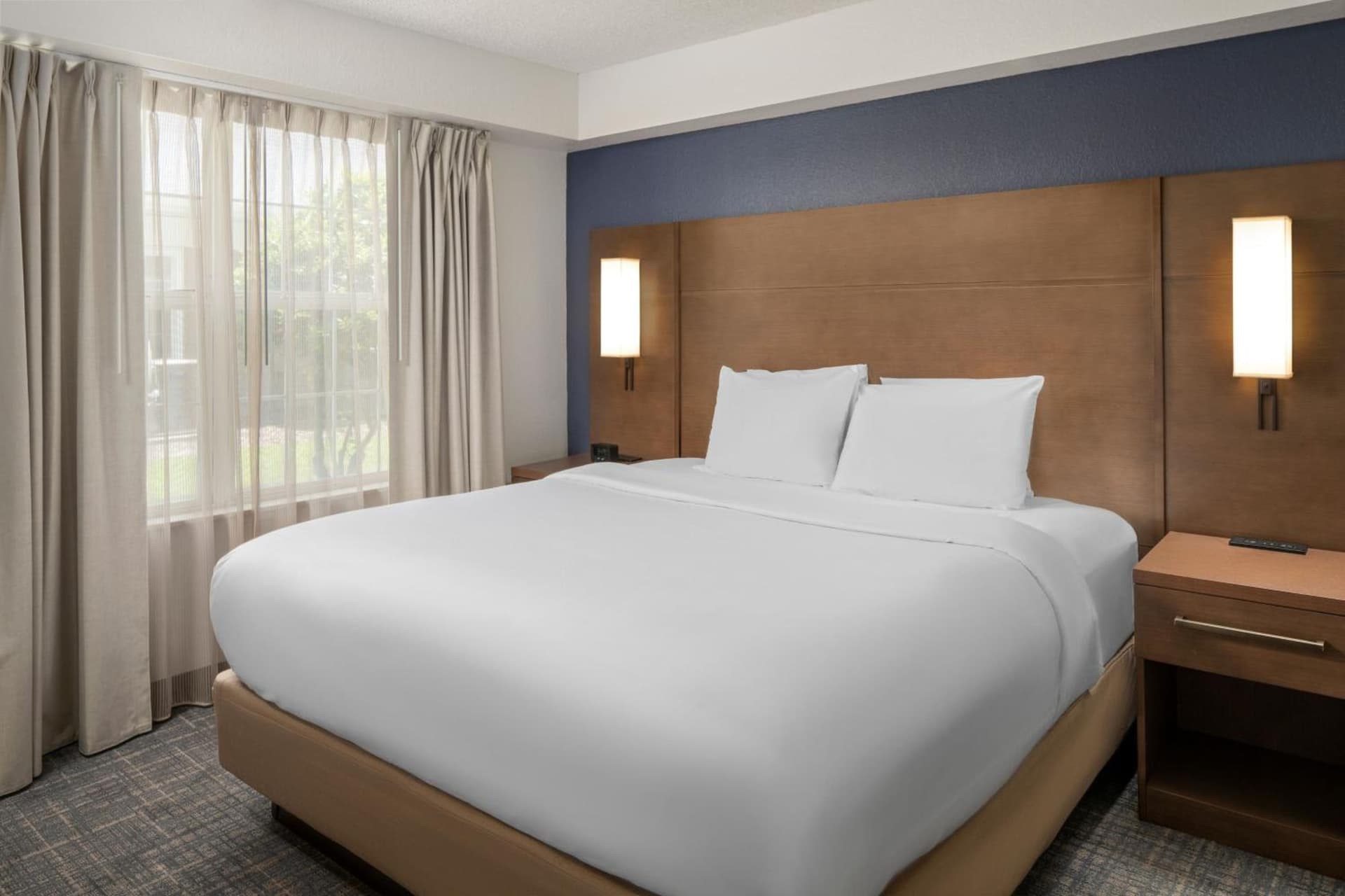 Residence Inn by Marriott Orlando East/UCF Area interior in Orlando, FL — gallery photo 2