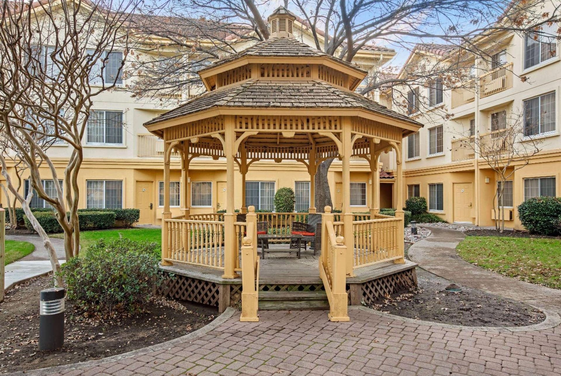 La Quinta by Wyndham Dallas DFW Airport North gallery photo in Irving, TX — image 42