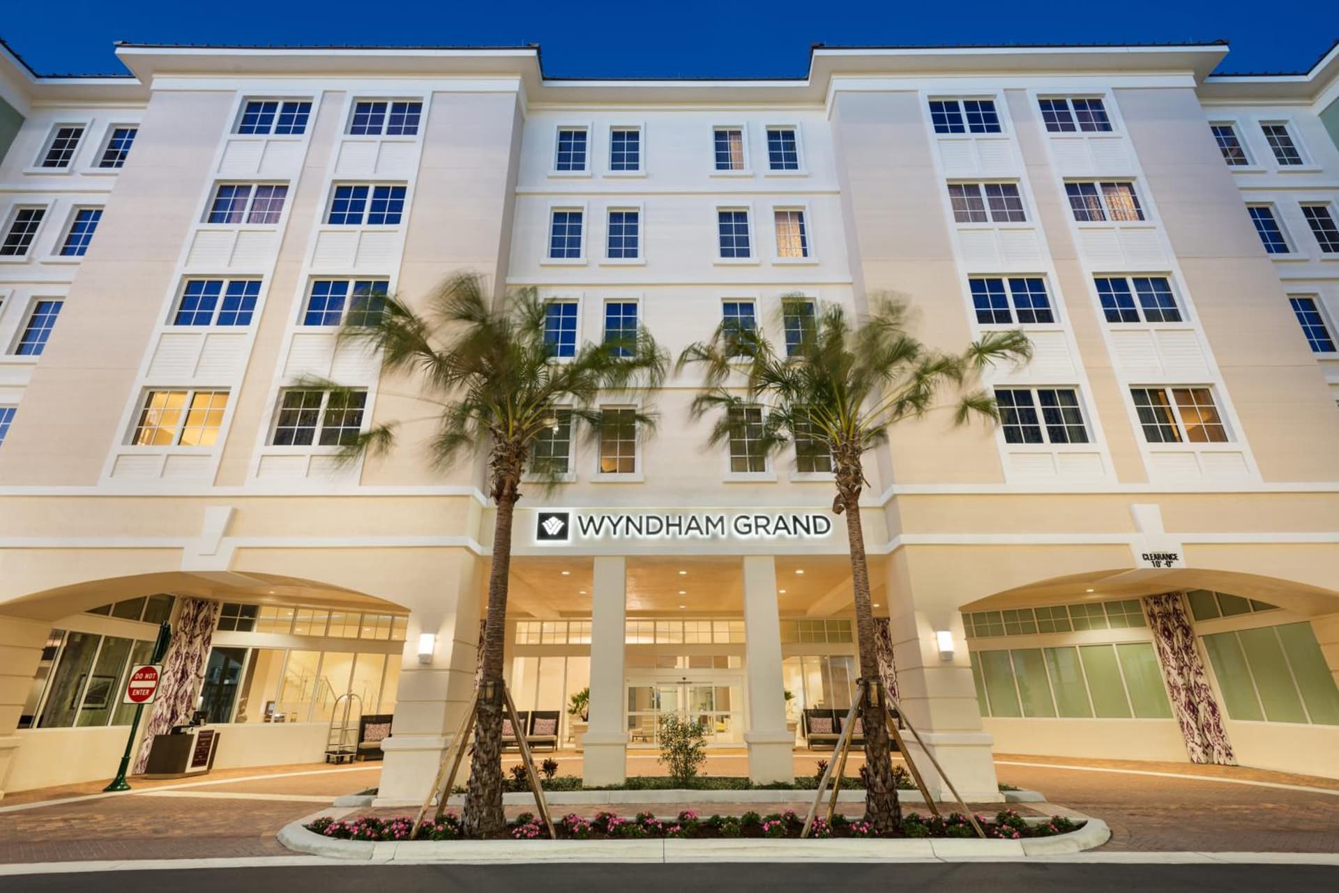 Wyndham Grand Jupiter at Harbourside Place gallery photo in Jupiter, FL — image 151